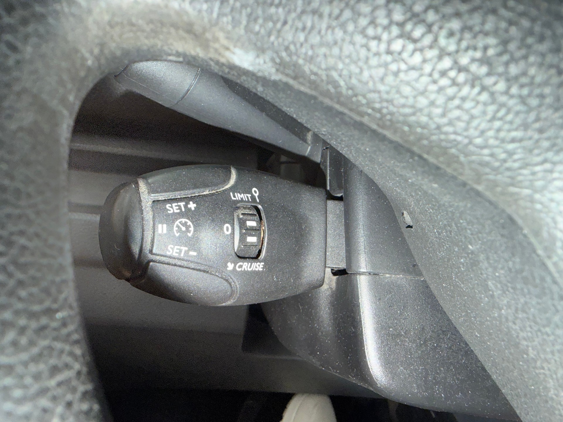 PEUGEOT Expert 2.0 BlueHDi 120-image-12