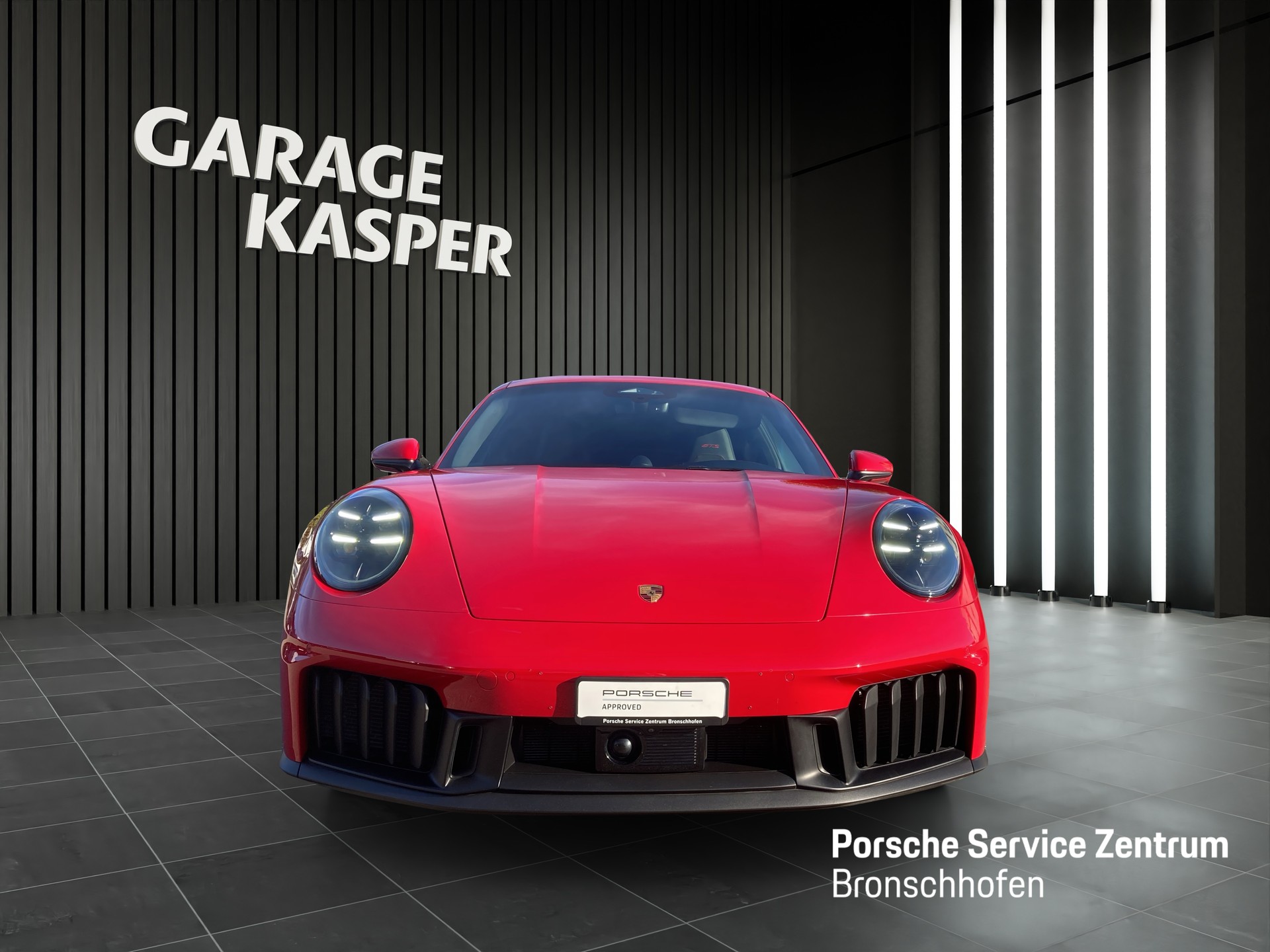 PORSCHE 911 Carrera 4 GTS-image-7