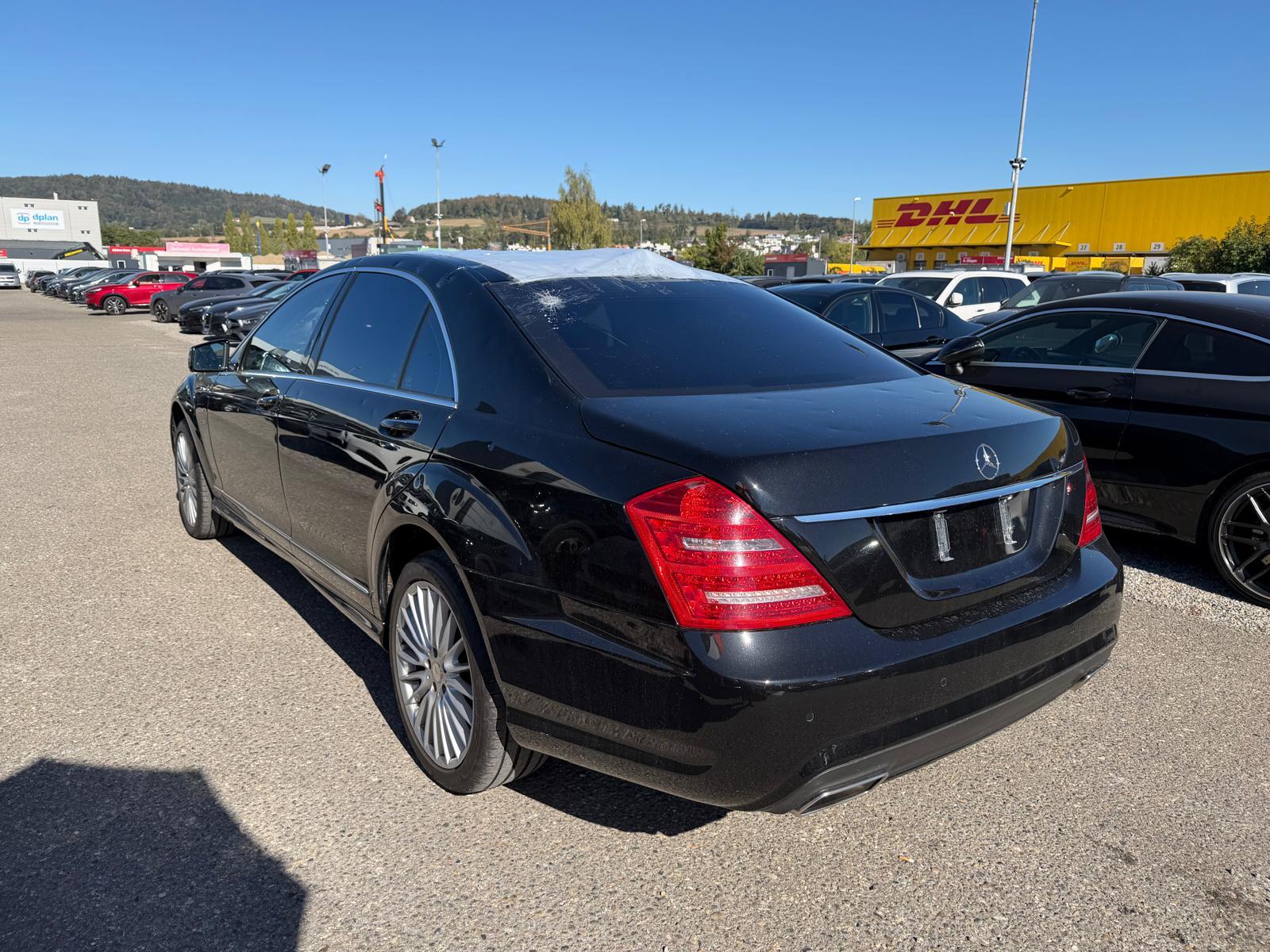 MERCEDES-BENZ S-Klasse W221 S 500 V8 BlueEF 4m lang-image-4