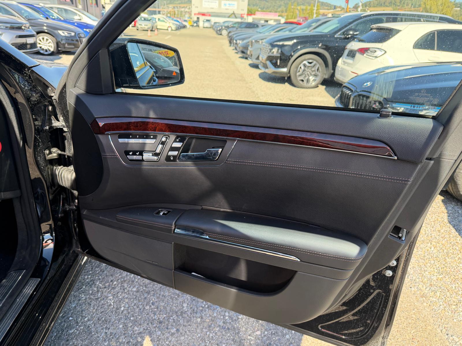 MERCEDES-BENZ S-Klasse W221 S 500 V8 BlueEF 4m lang-image-14