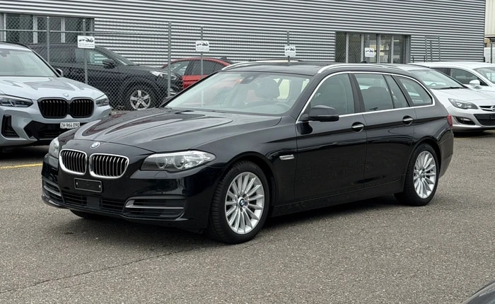 BMW 530d Touring xDrive Steptronic-image-11