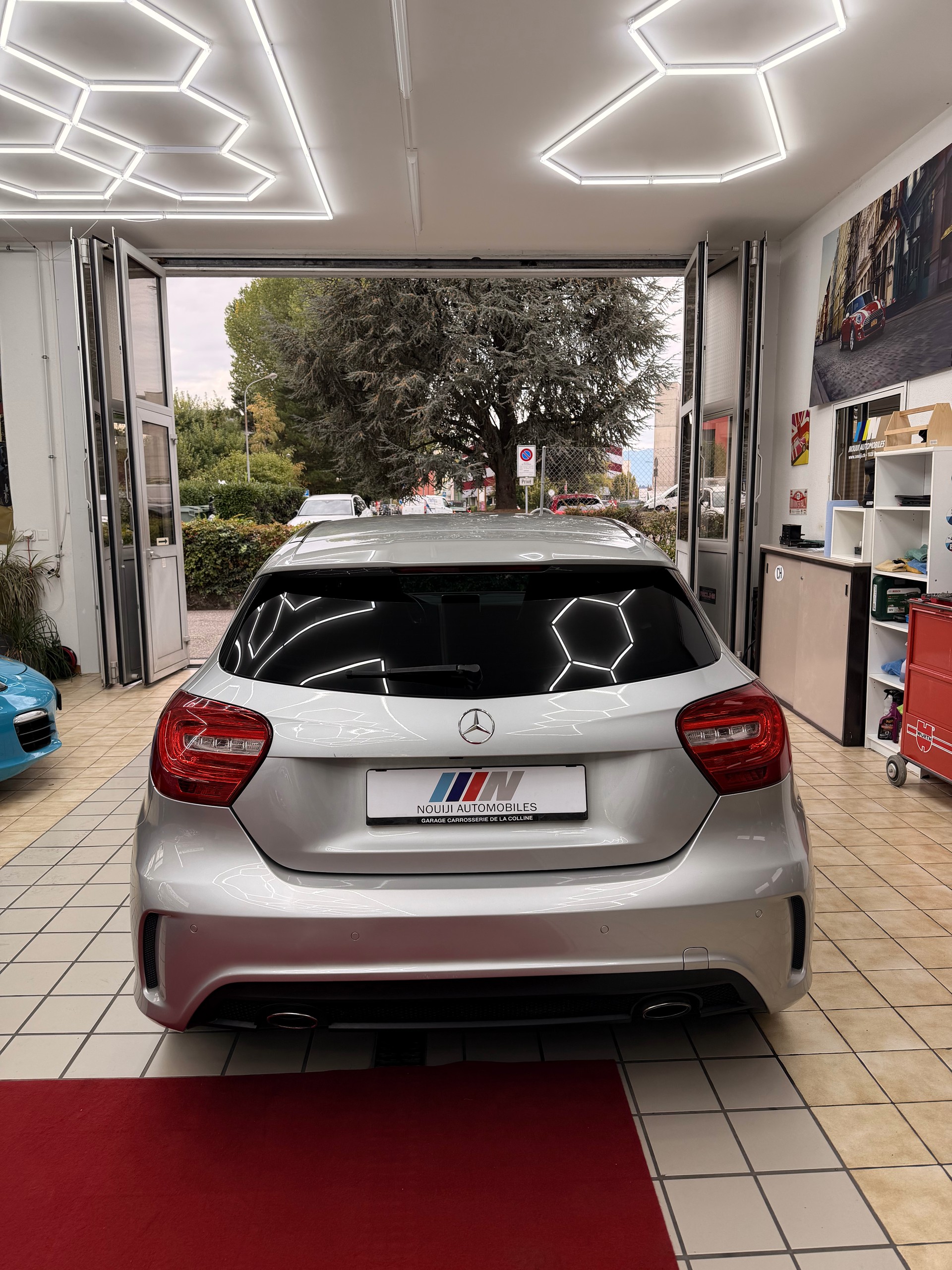 MERCEDES-BENZ A 200 CDI Style 4Matic 7G-DCT-image-4
