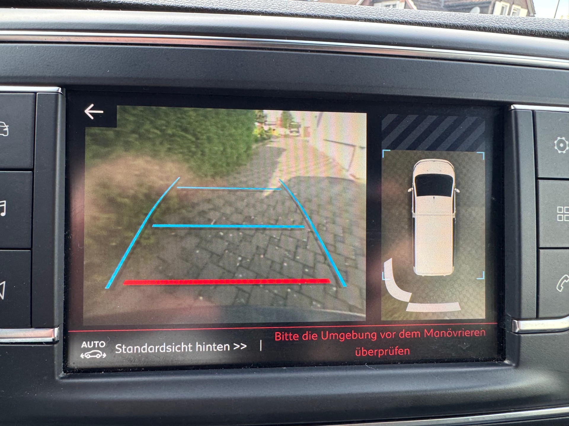 CITROEN Spacetourer 2.0 BlueHDi Shine M EAT-image-9