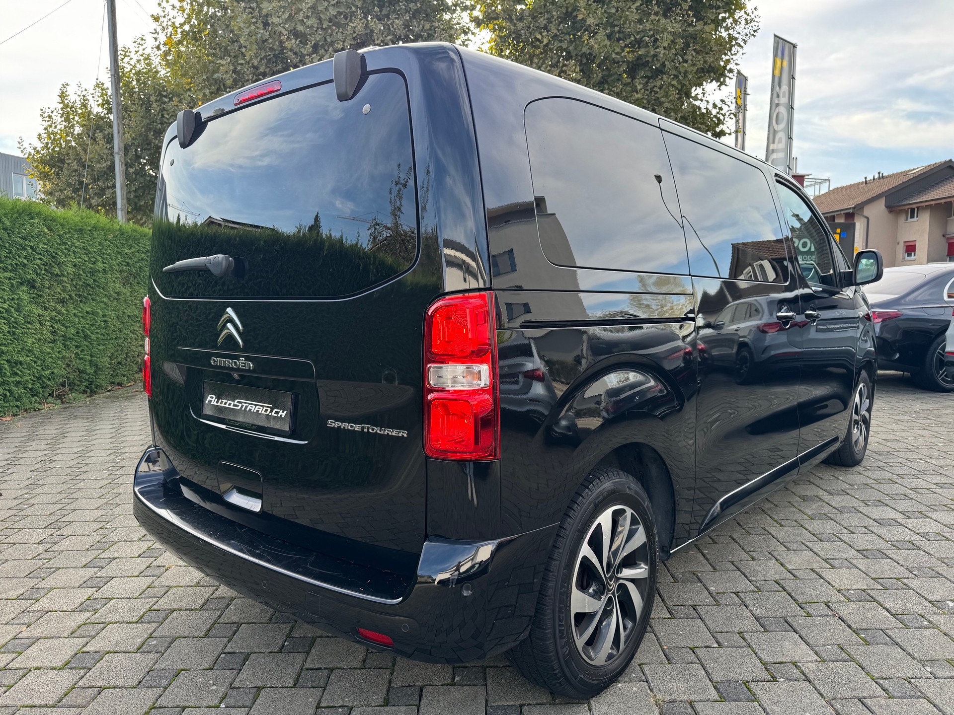 CITROEN Spacetourer 2.0 BlueHDi Shine M EAT-showroom-element-3