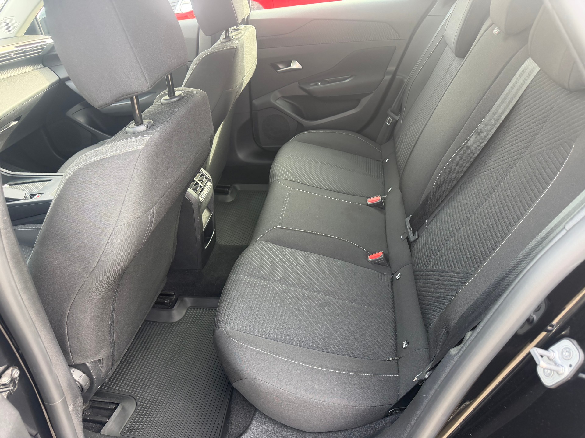 PEUGEOT 308 SW 1.5 BlueHDI Active Pack EAT8-image-6