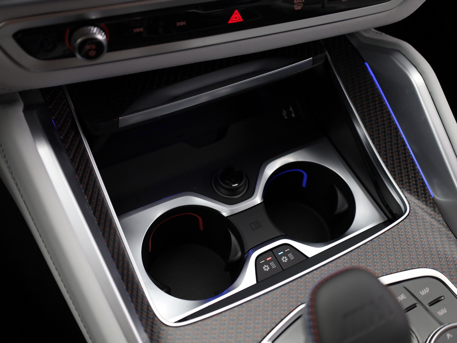 BMW XM G09 Label Plug-in Hybrid-image-19
