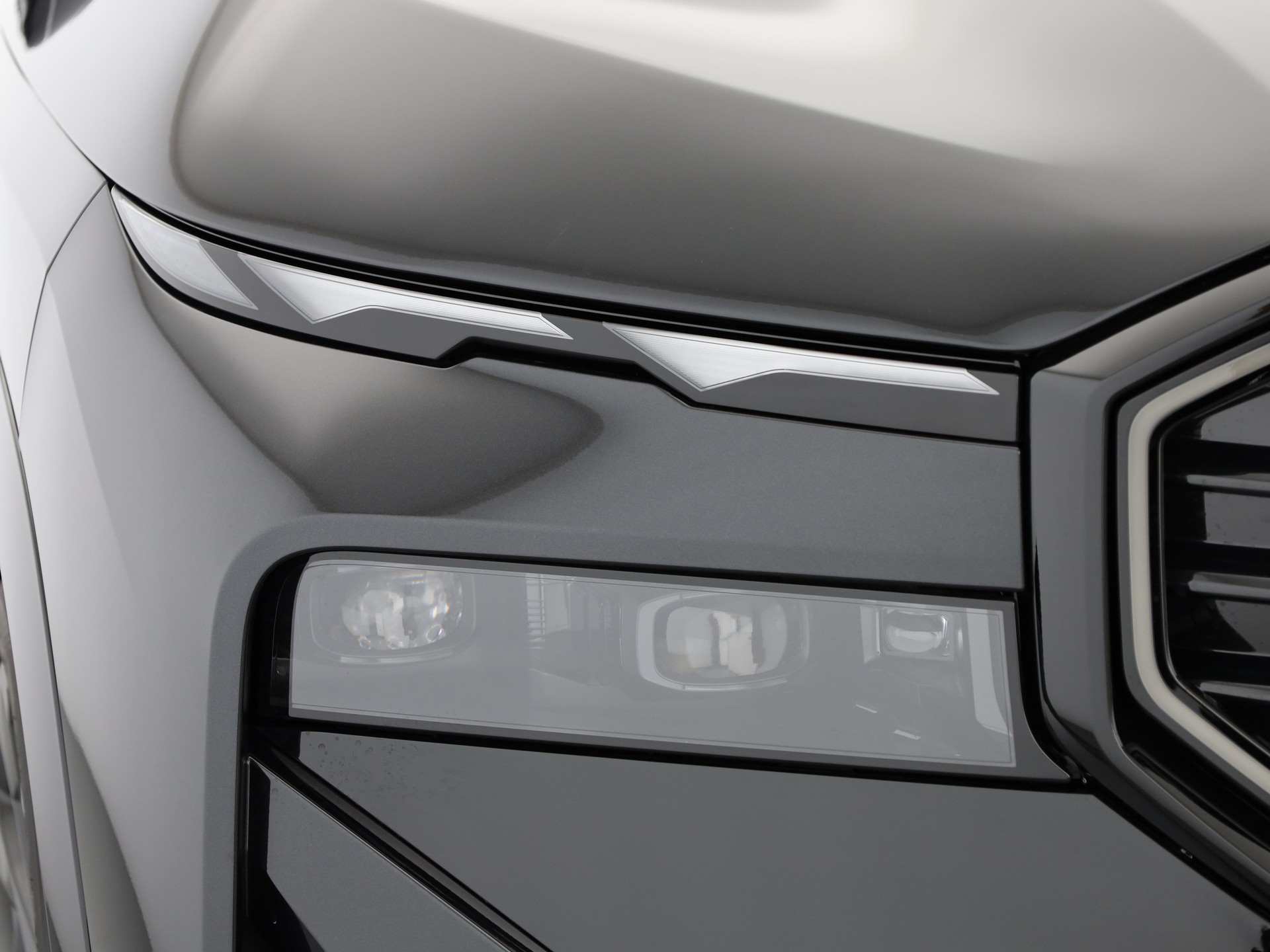 BMW XM G09 Label Plug-in Hybrid-image-5