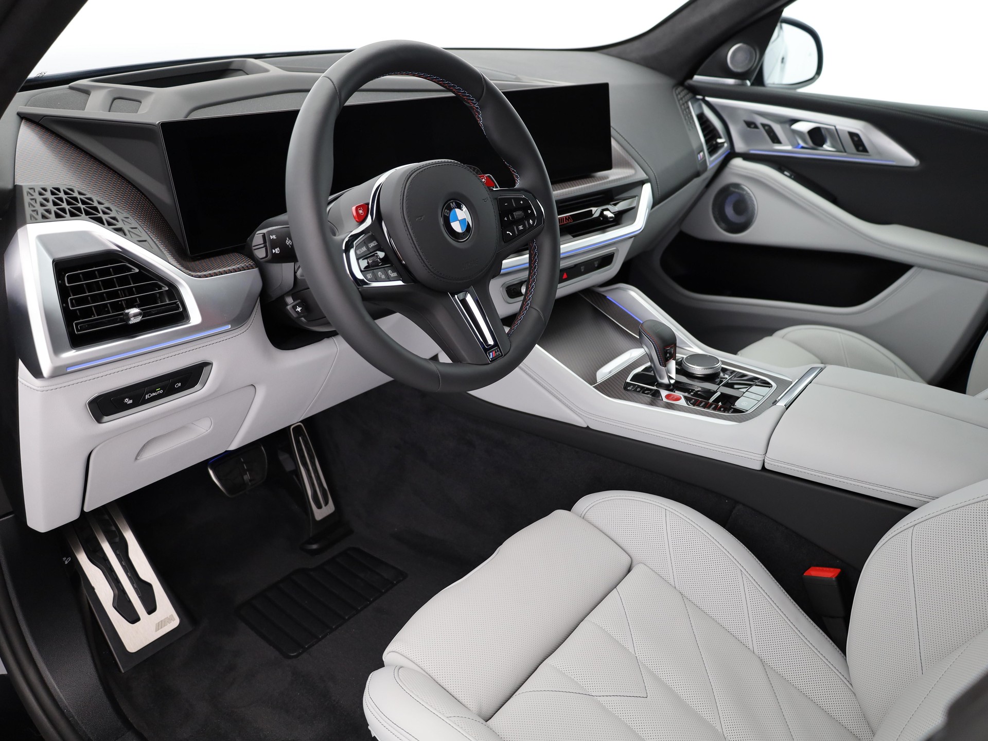 BMW XM G09 Label Plug-in Hybrid-image-11