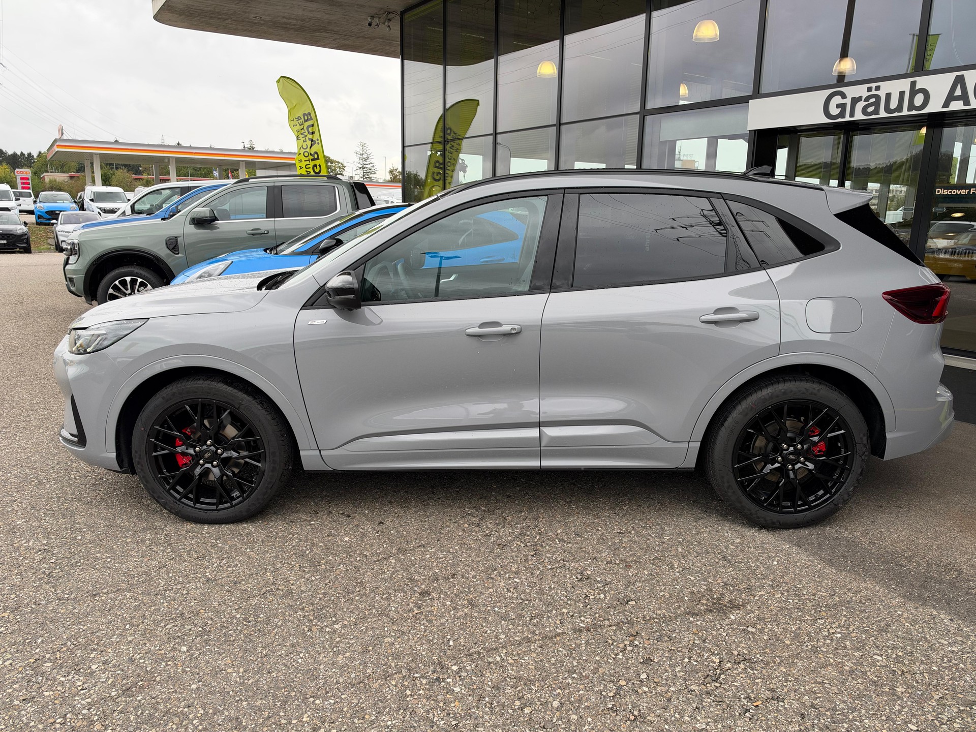 FORD Kuga 2.5 FHEV ST-Line X 4WD Coole grey matter Edition - VOLLE Hütte-image-3