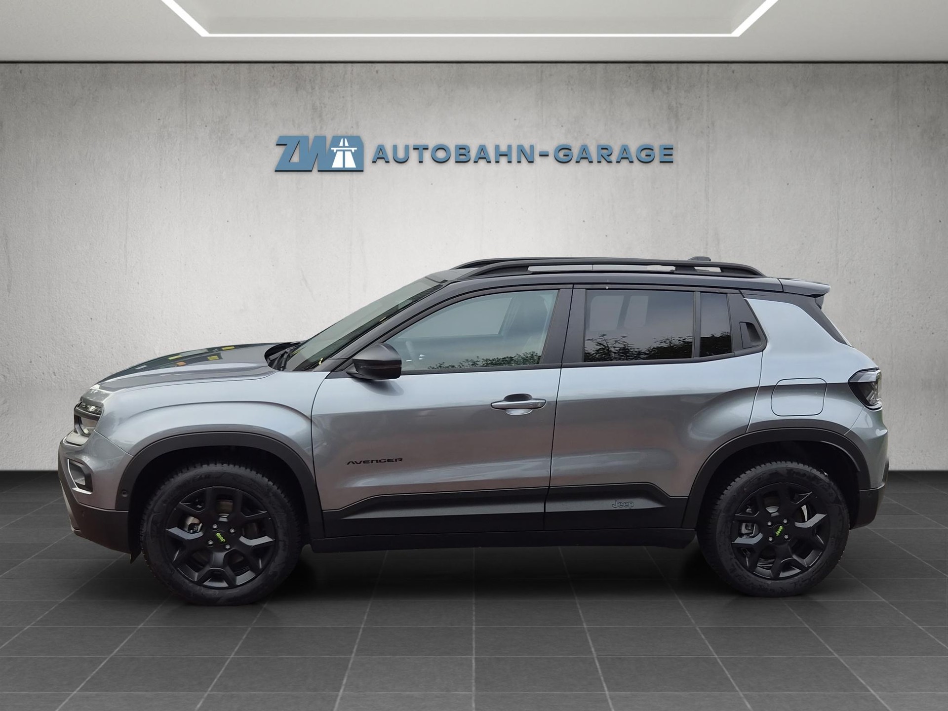 JEEP Avenger 1.2 MHEV Overland 4xe-image-1
