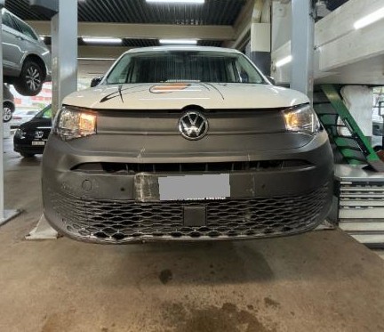 VW Caddy Cargo 2.0TDI Maxi 4Motion-image-6