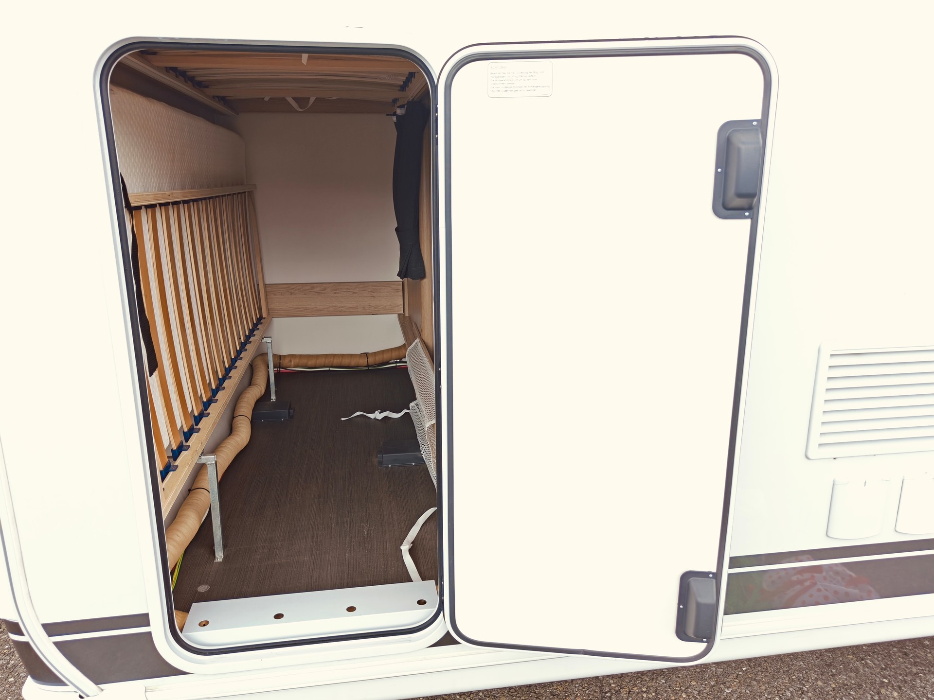 DETHLEFFS Aero 500 QSK -- Stockbett -- Mover -- Markise -- Luftvorzelt-image-7