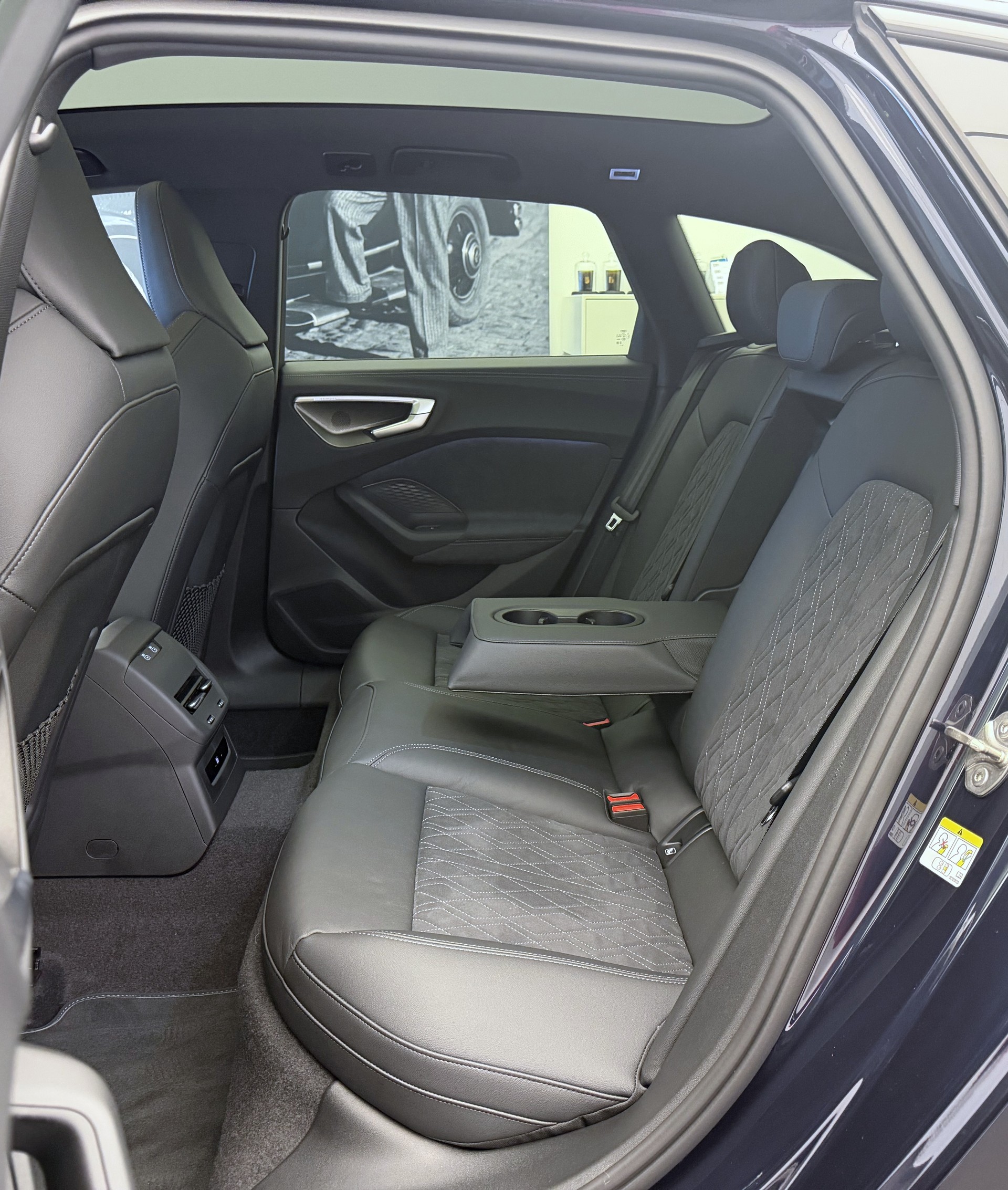 AUDI A5 Avant e-hybrid quattro 270 kW S tronic-image-21