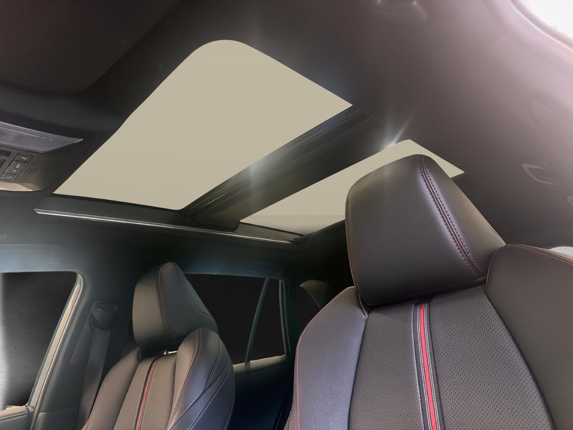 TOYOTA RAV4 2.5 Plug-In-Hybrid Platinum - Ruote invernali e gancio traino amovibile inclusi-image-14