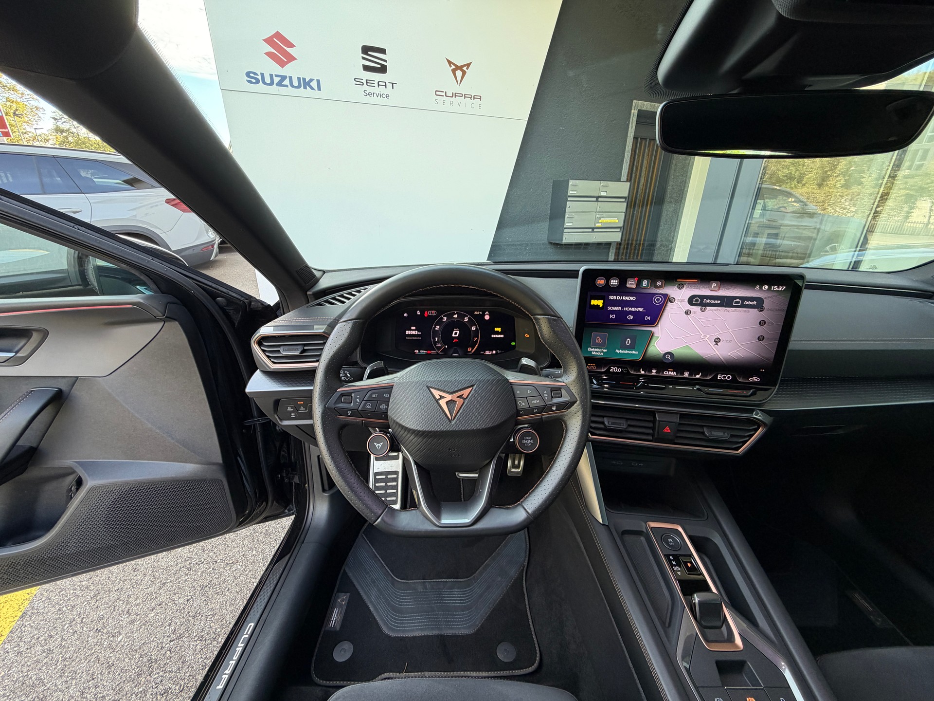 CUPRA LEON ST 1.5 e-HYBRID pHEV VZ DSG-image-10