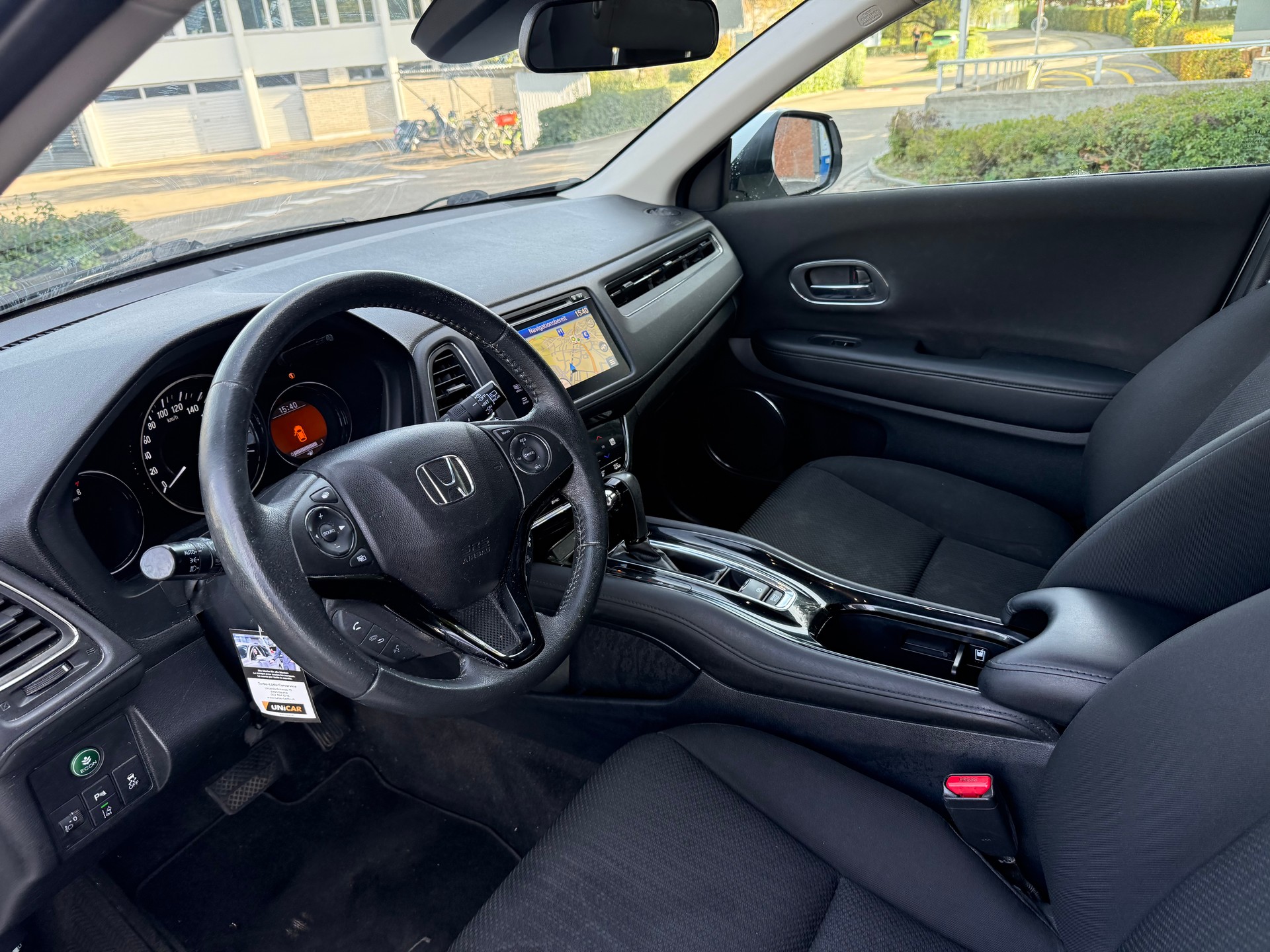 HONDA HR-V 1.5i-VTEC Executive CVT-image-7