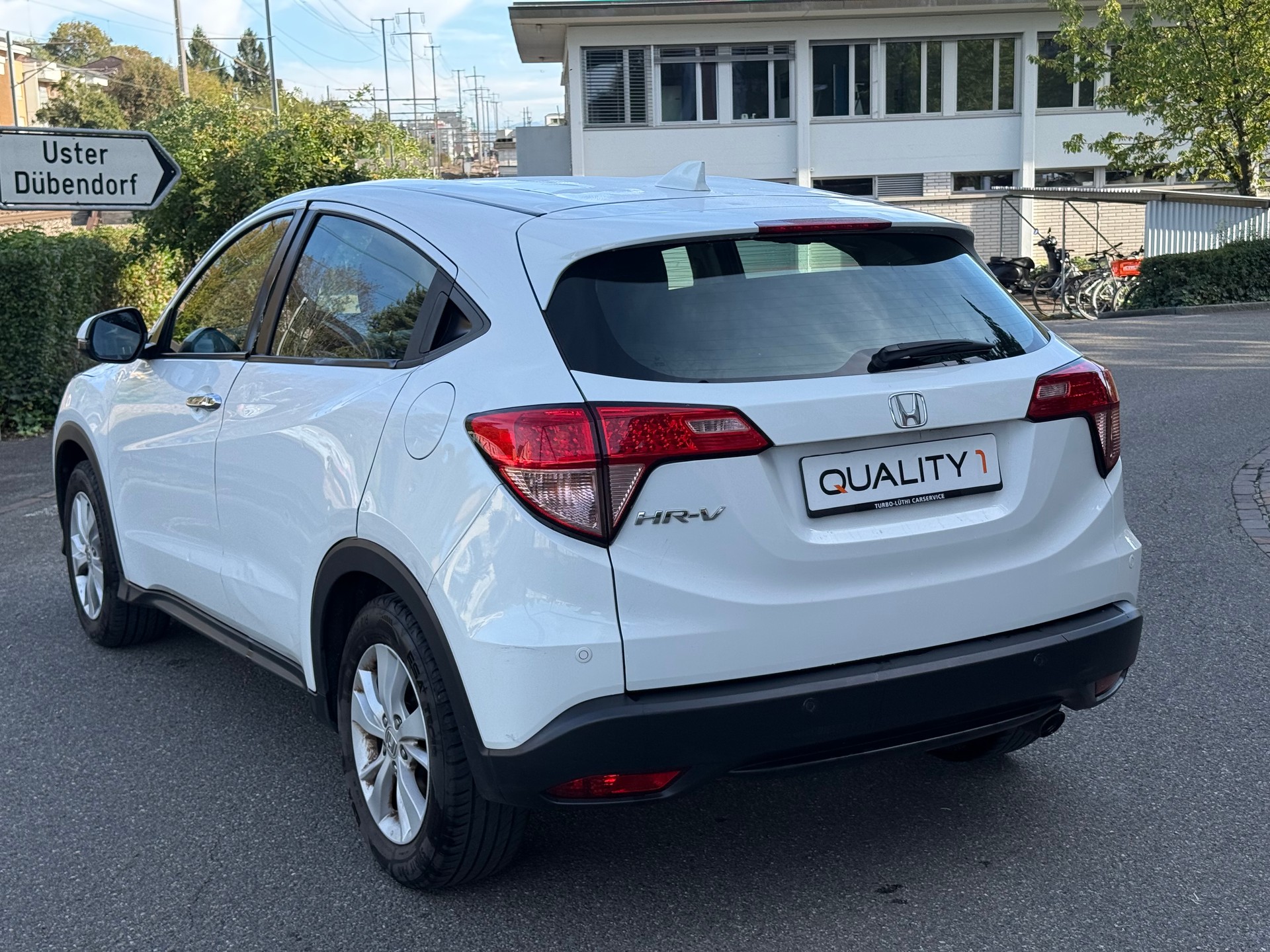 HONDA HR-V 1.5i-VTEC Executive CVT-image-5