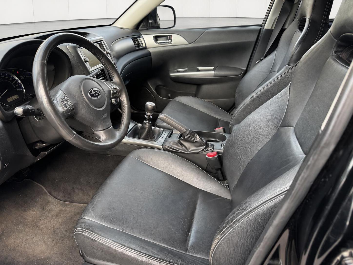 SUBARU Impreza 2.0D Limited S-image-9