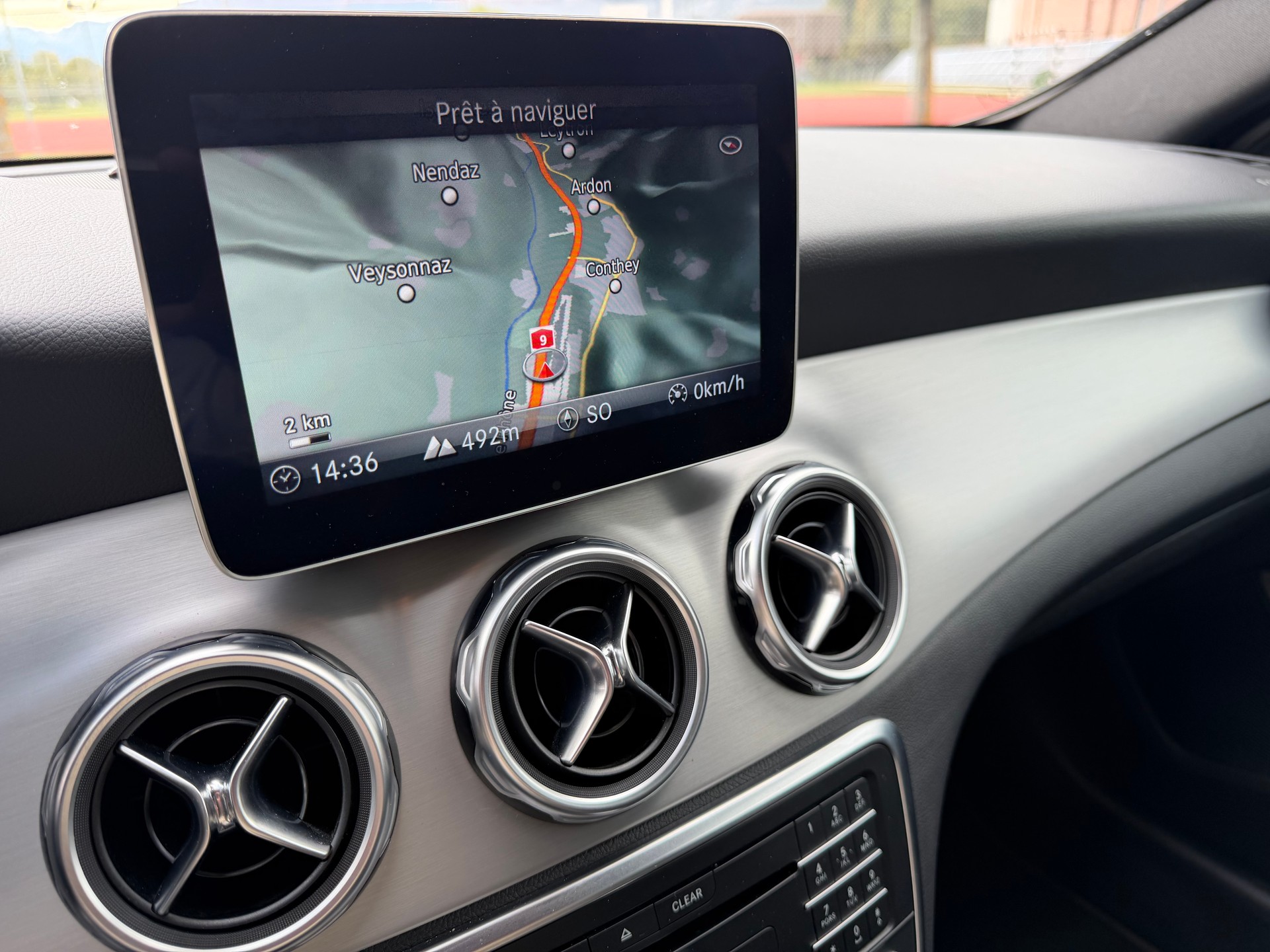 MERCEDES-BENZ GLA 250 AMG Line 4Matic 7G-DCT-image-23