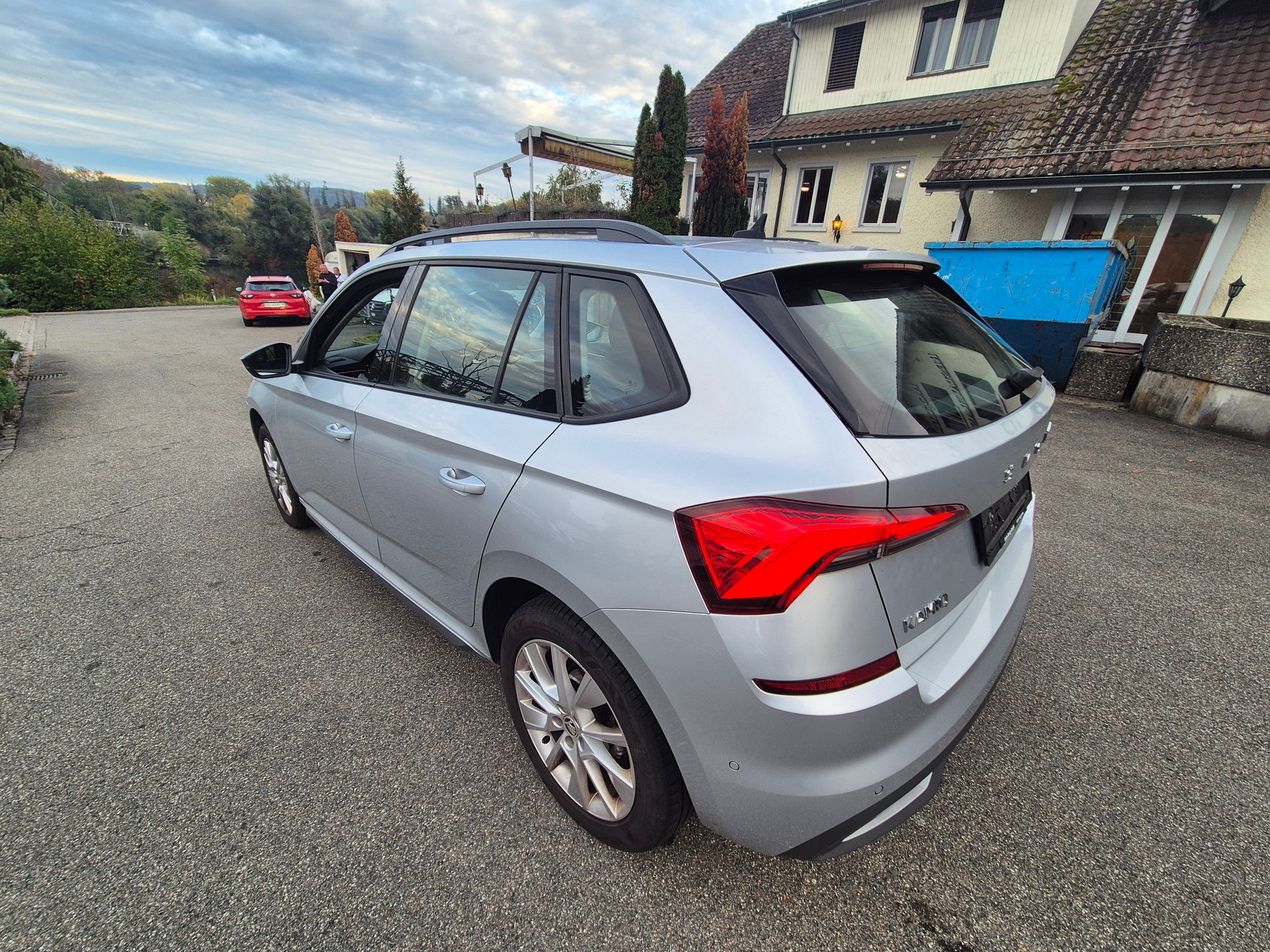 SKODA Kamiq 1.0 TSI Ambition DSG-image-7