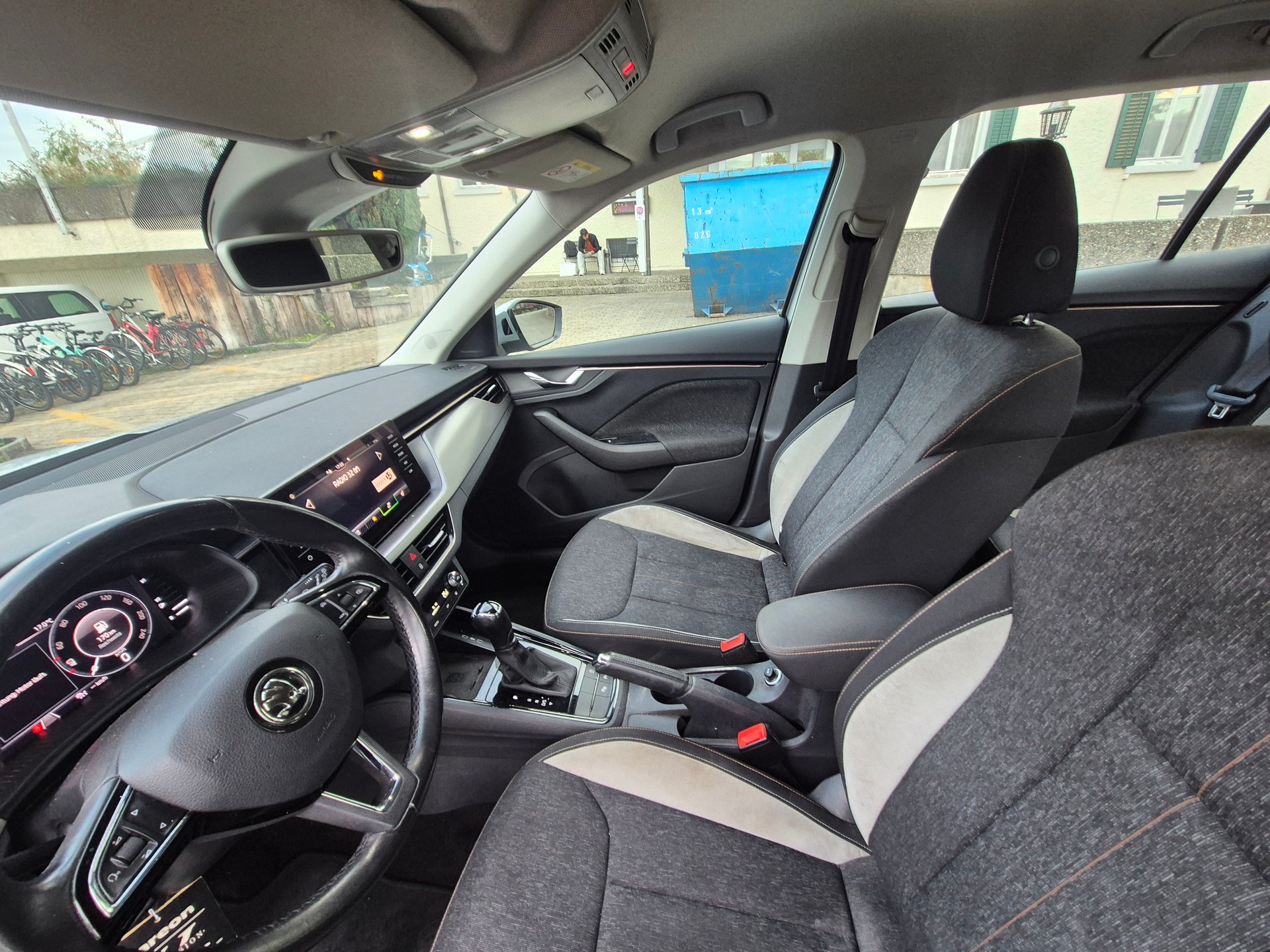 SKODA Kamiq 1.0 TSI Ambition DSG-image-9