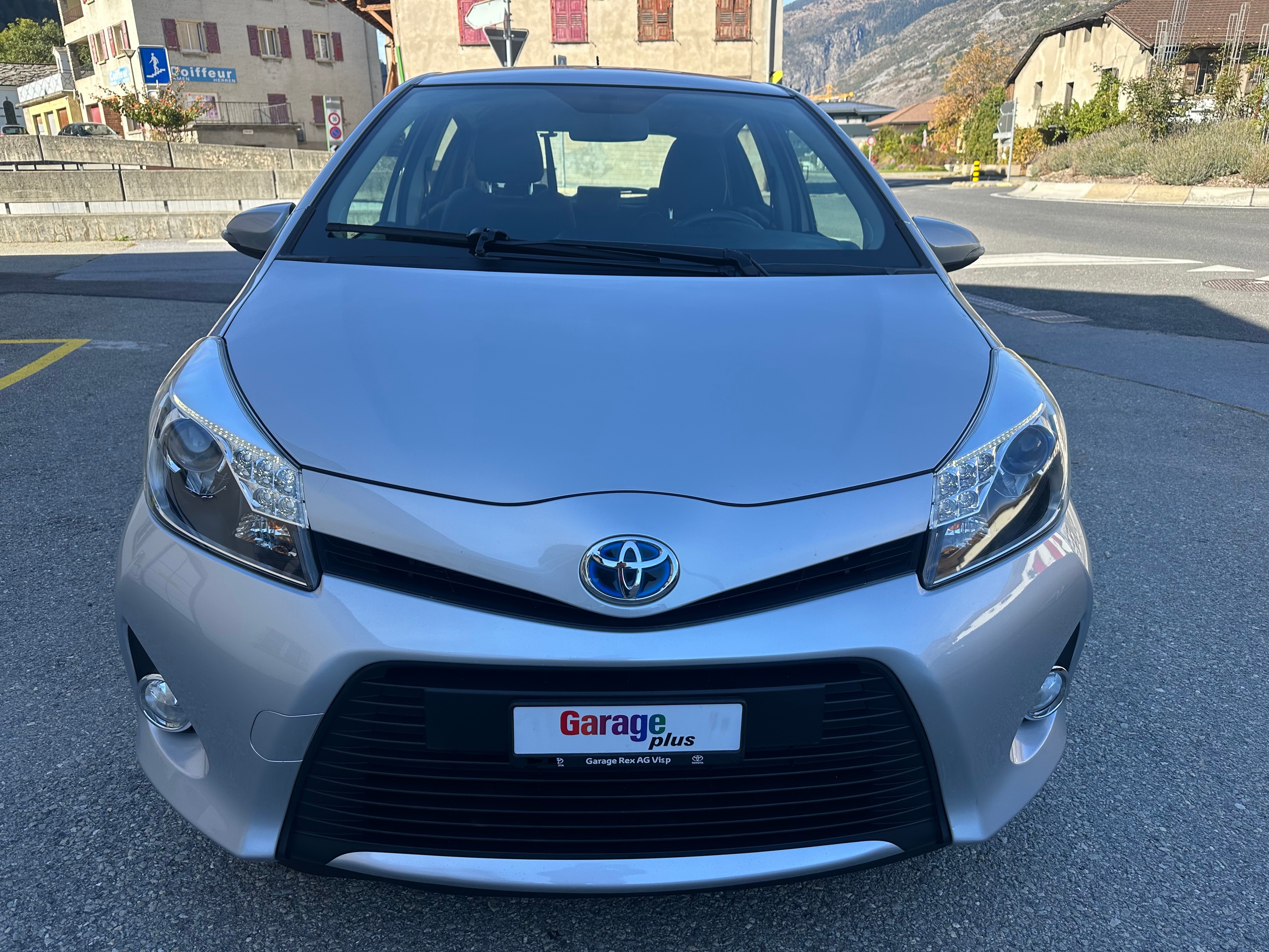 Car photo