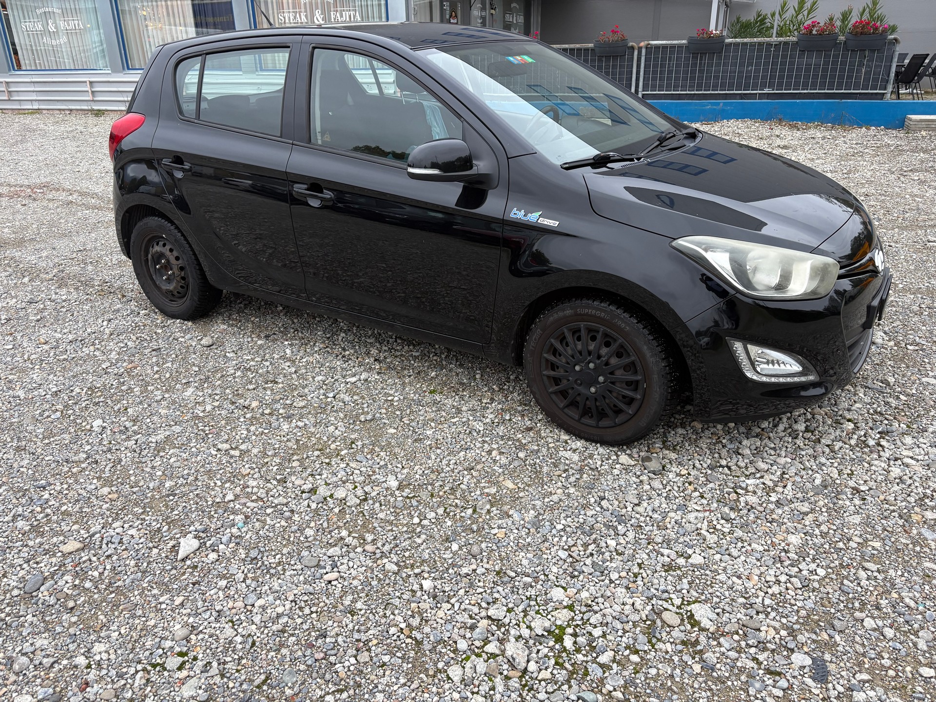 HYUNDAI i20 1.4 Style-image-1