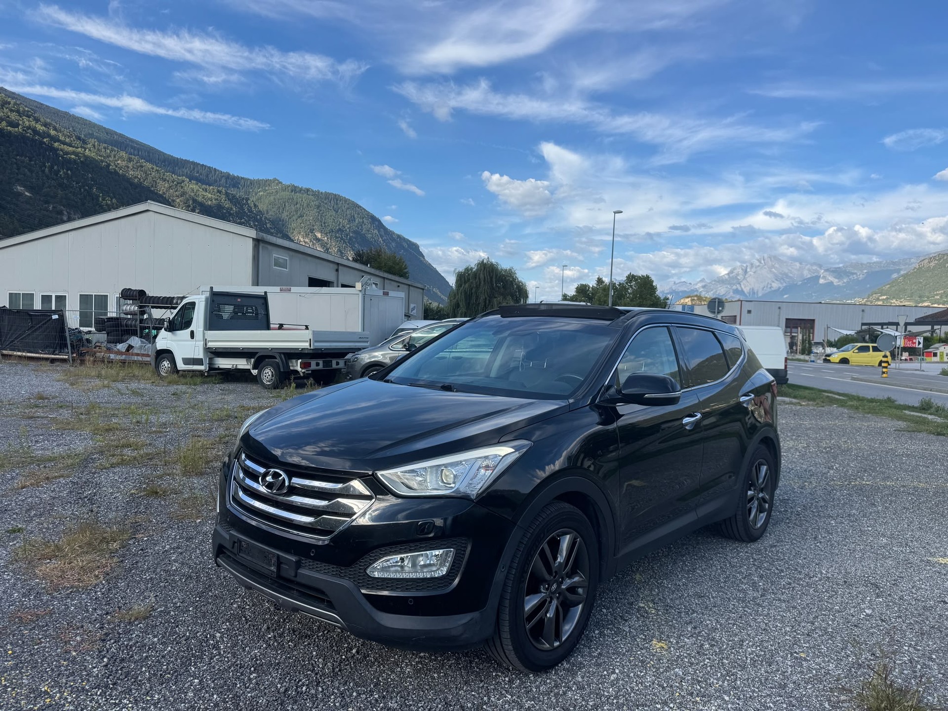 HYUNDAI Santa Fe 2.2 CRDI Premium 4WD Automatic-image-1