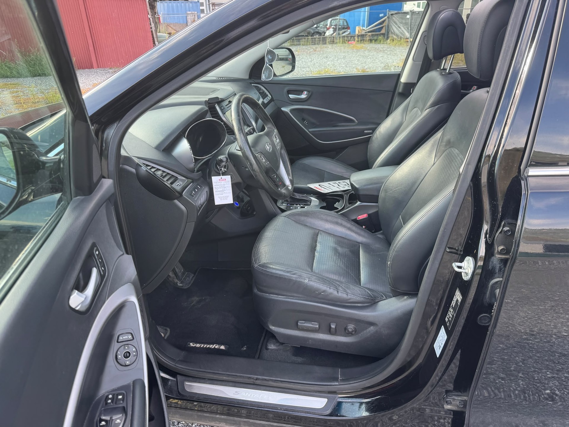 HYUNDAI Santa Fe 2.2 CRDI Premium 4WD Automatic-image-8