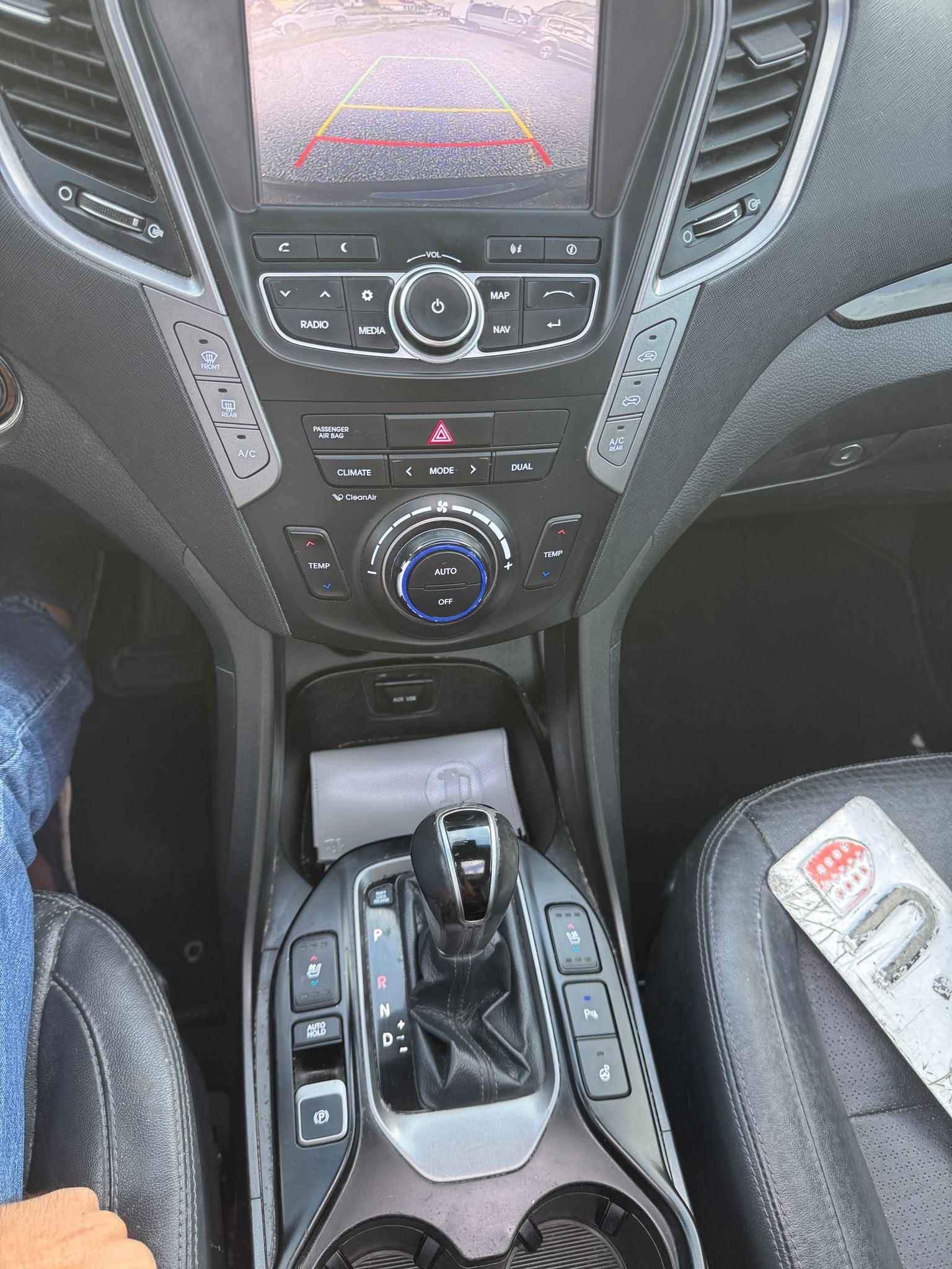 HYUNDAI Santa Fe 2.2 CRDI Premium 4WD Automatic-image-11