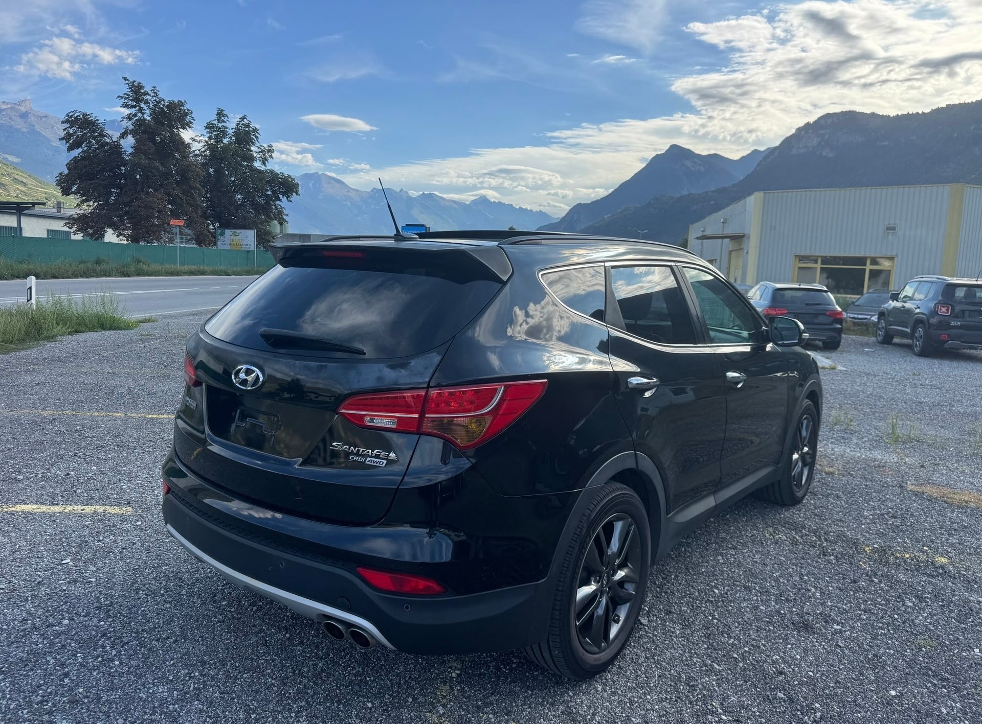 HYUNDAI Santa Fe 2.2 CRDI Premium 4WD Automatic-image-4