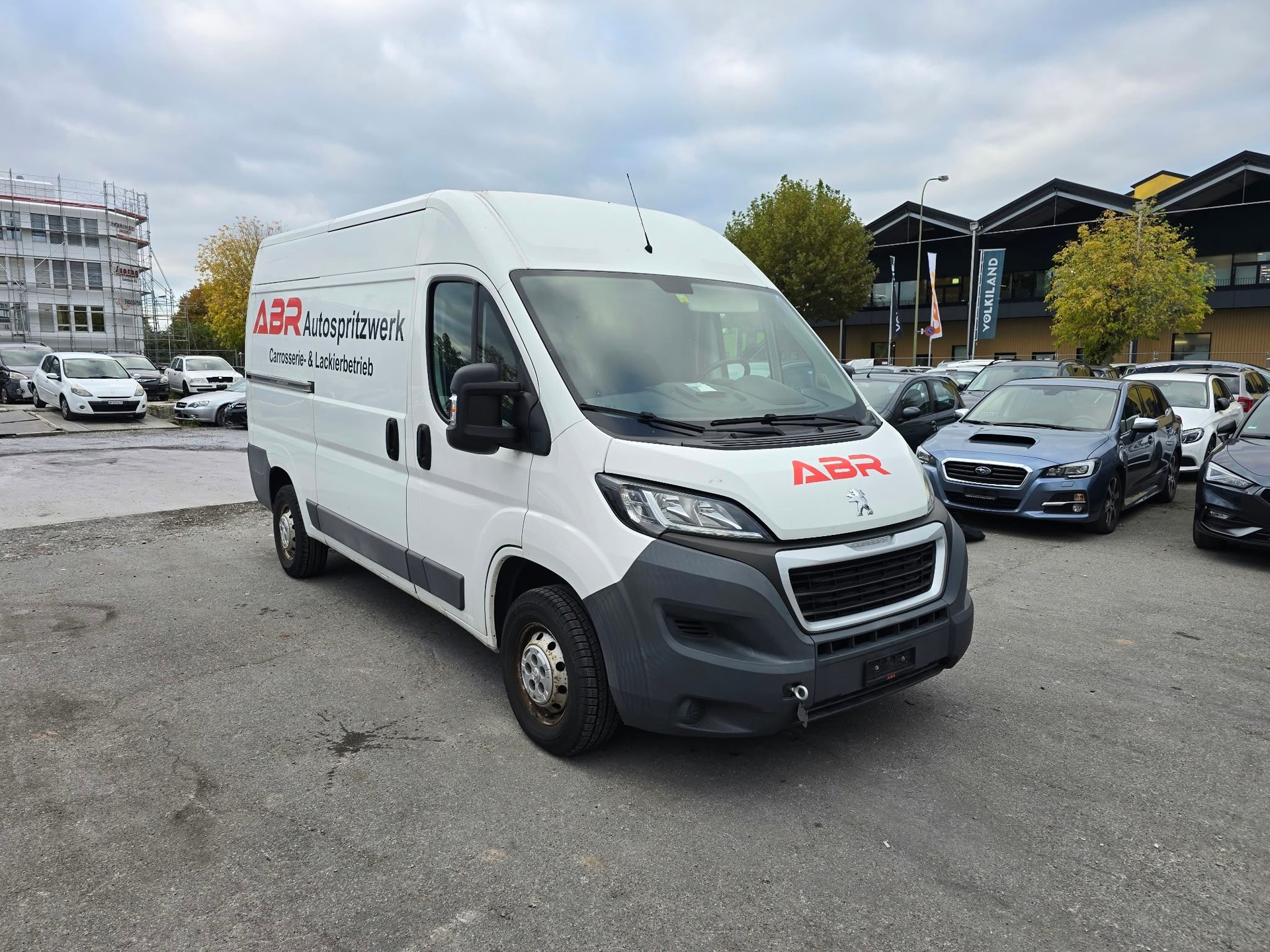 PEUGEOT Boxer 2.0 HDI 335 Allure L2H2-image-1