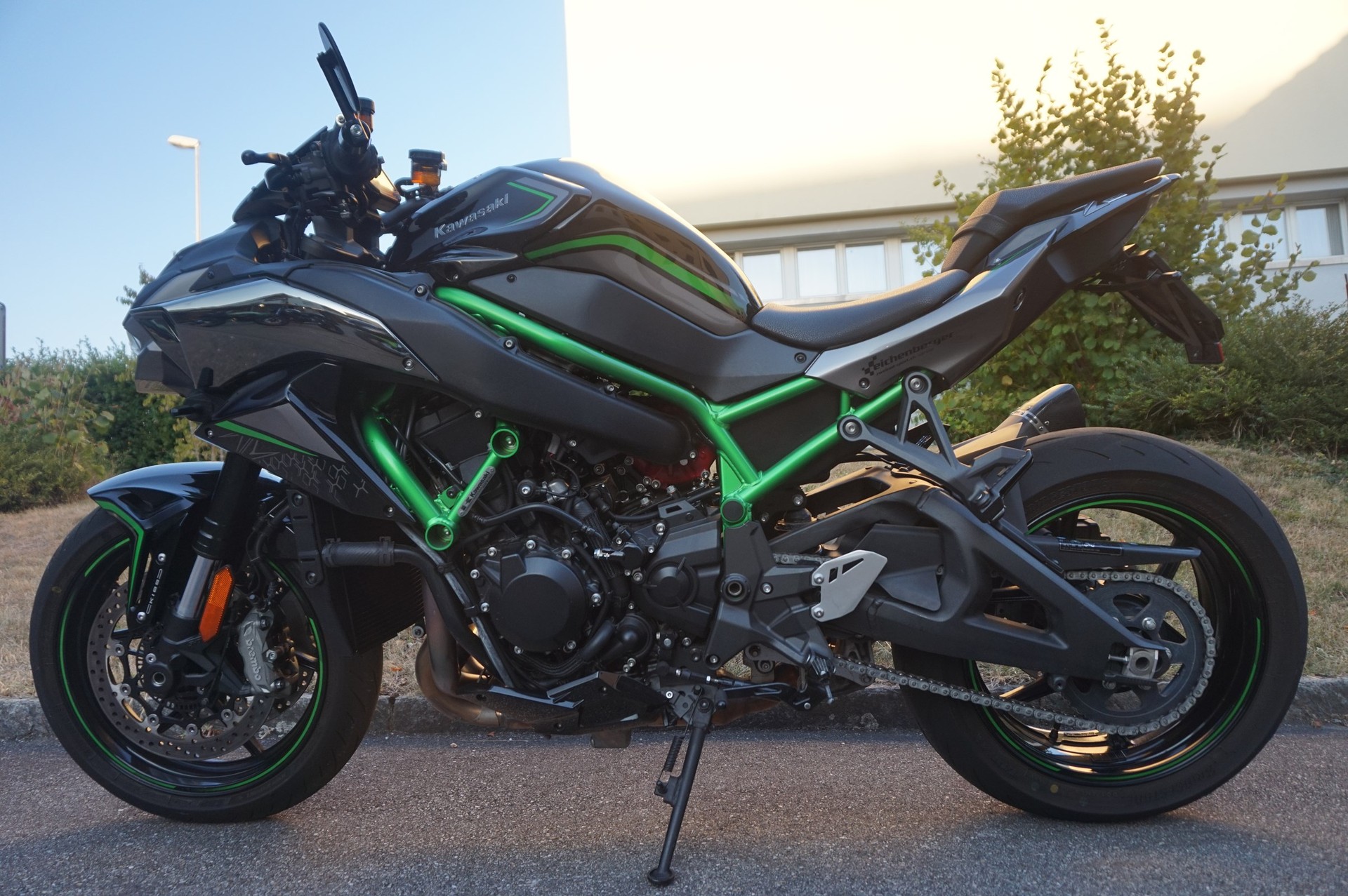 KAWASAKI Z H2 ABS mit Bodis V4-M-CA Auspuff-image-7