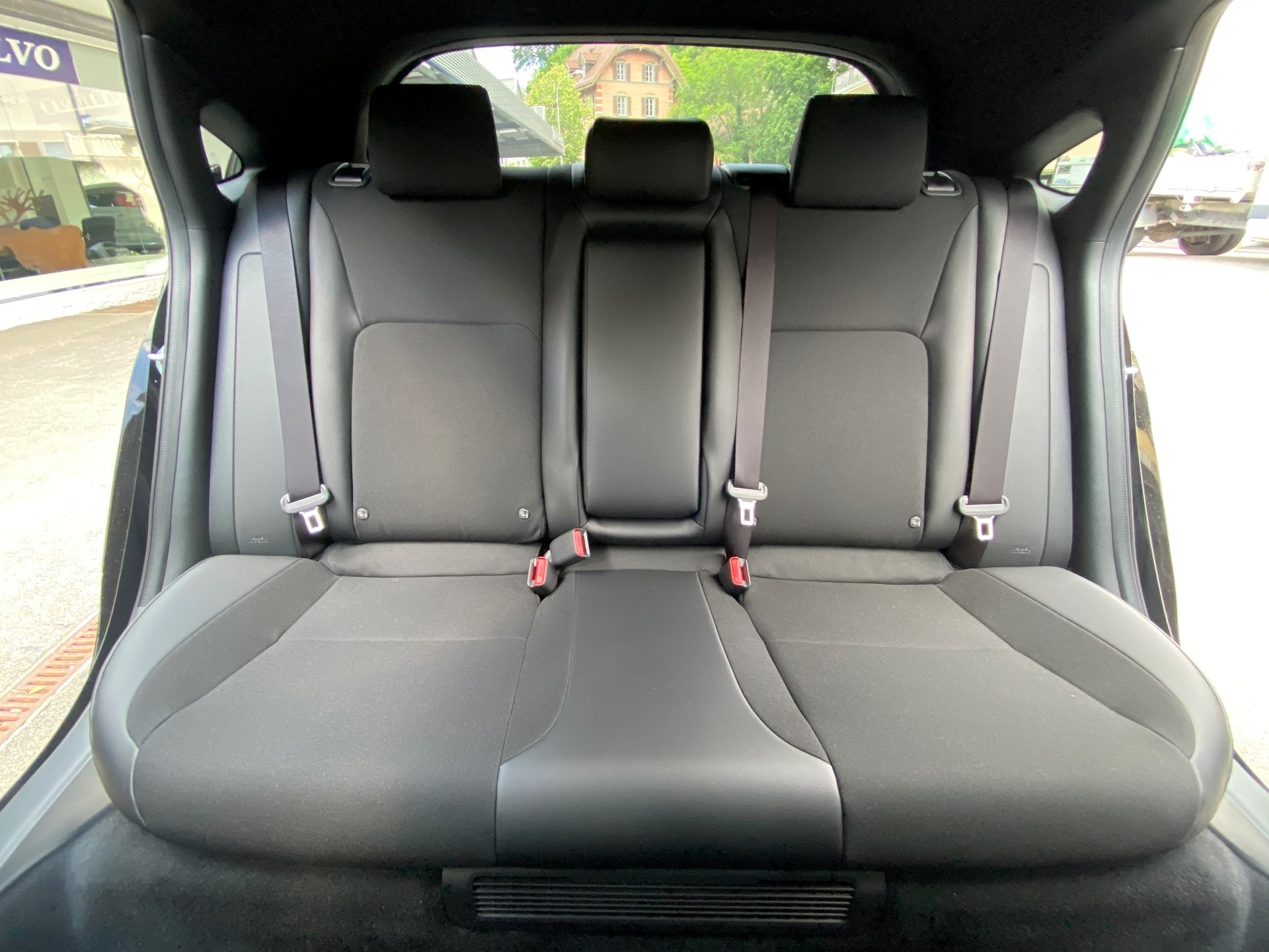 HONDA Civic 2.0 i-MMD HEV Sport-image-16