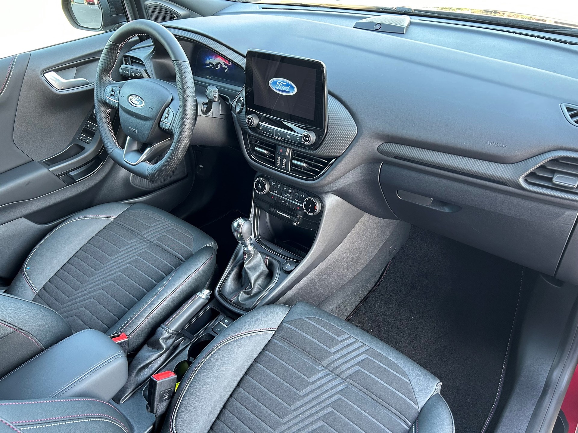 FORD Puma 1.0 MHEV Vivid Ruby-image-4