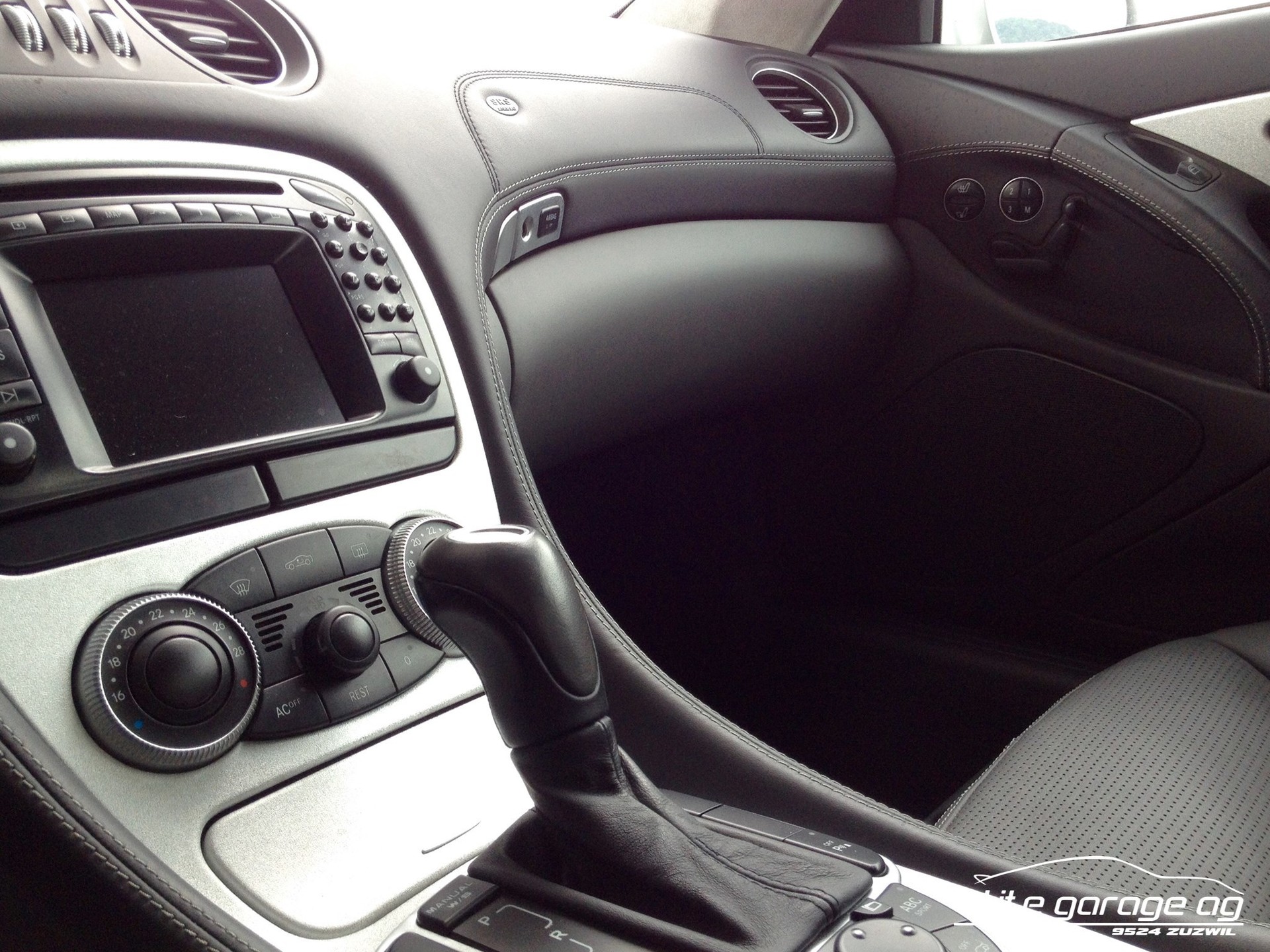 MERCEDES-BENZ SL 55 AMG-image-8