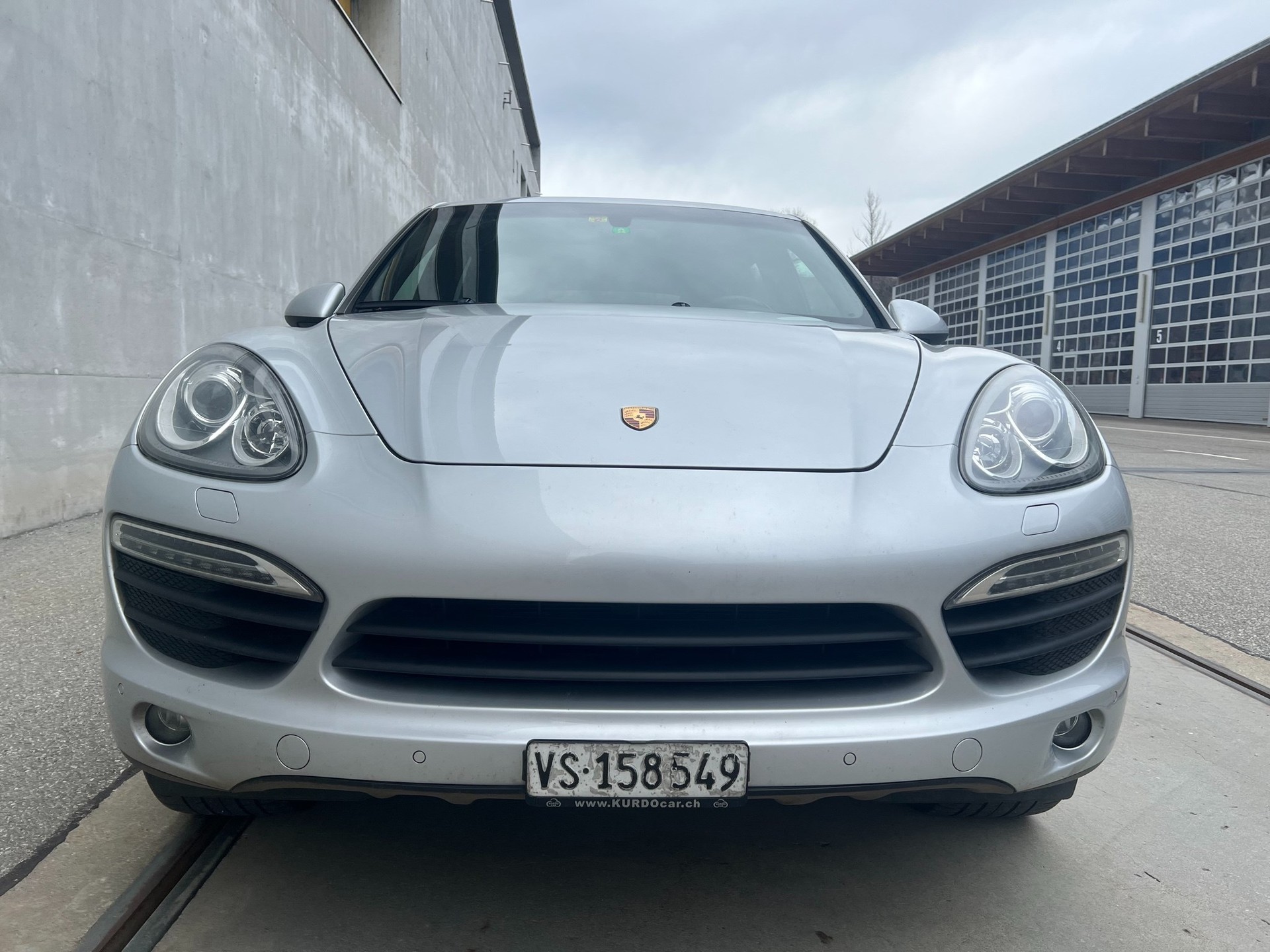 PORSCHE Cayenne S-image-8