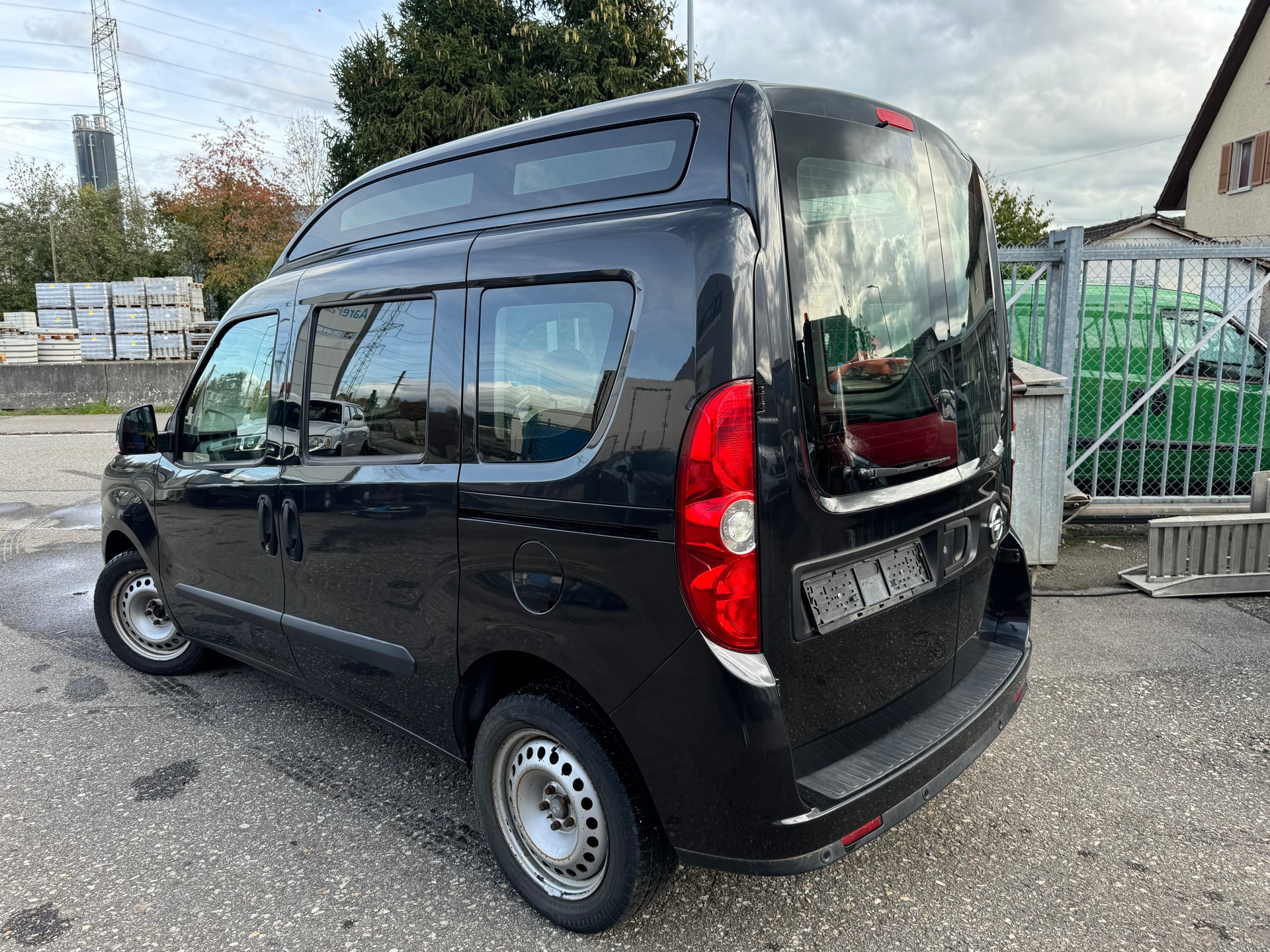OPEL Combo 2.0 CDTi Enjoy L1H2-image-4