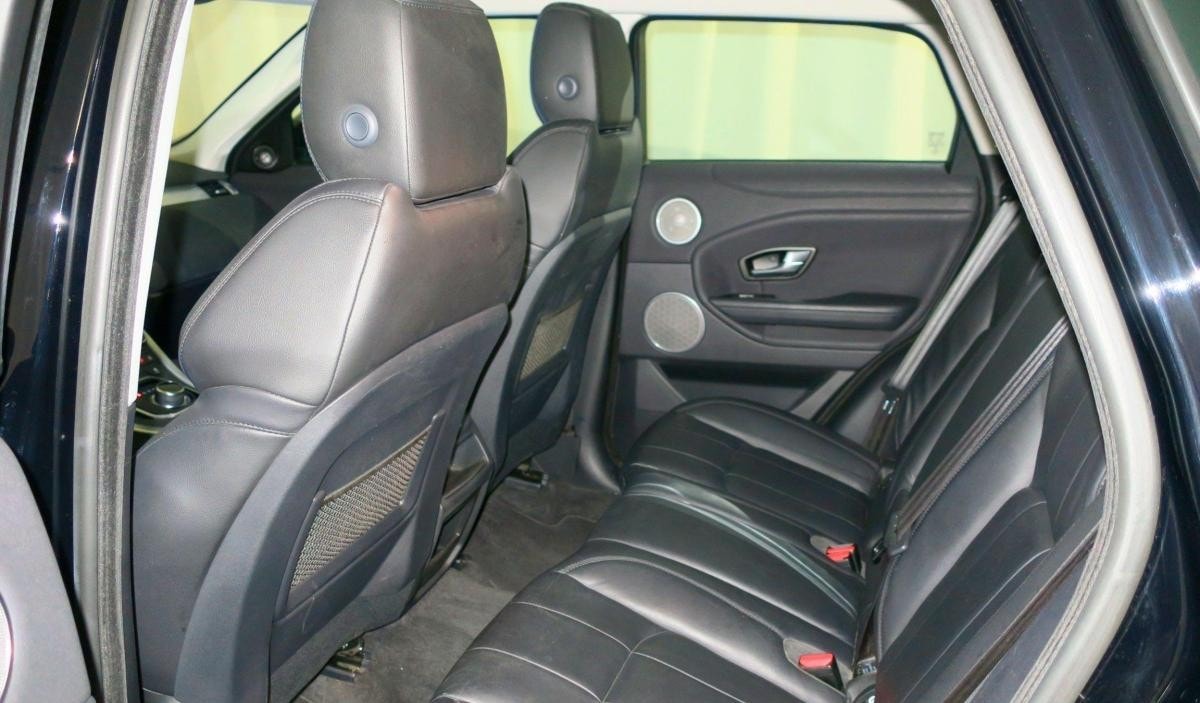 LAND ROVER Range Rover Evoque 2.0 TD4 SE Advantage AT9-image-6