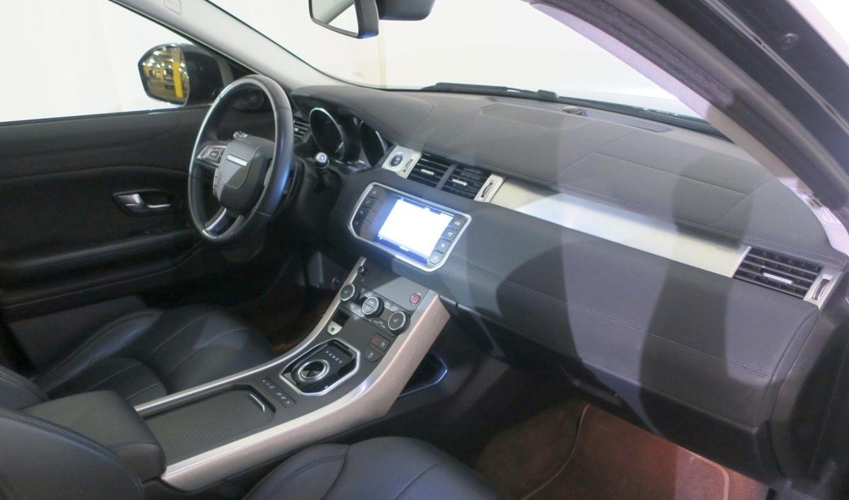 LAND ROVER Range Rover Evoque 2.0 TD4 SE Advantage AT9-image-5
