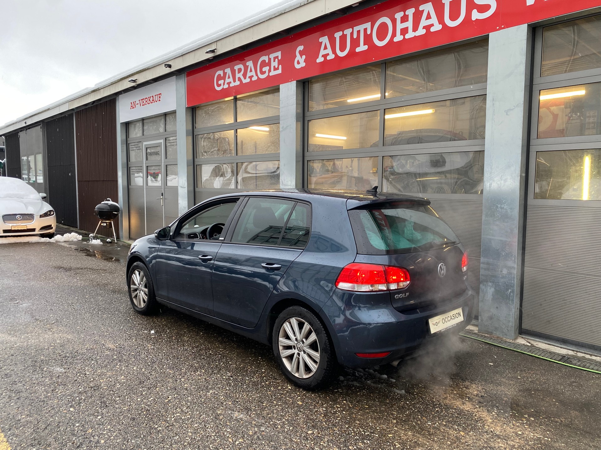 VW Golf 1.2 TSI BlueMotion Technology Team-image-6