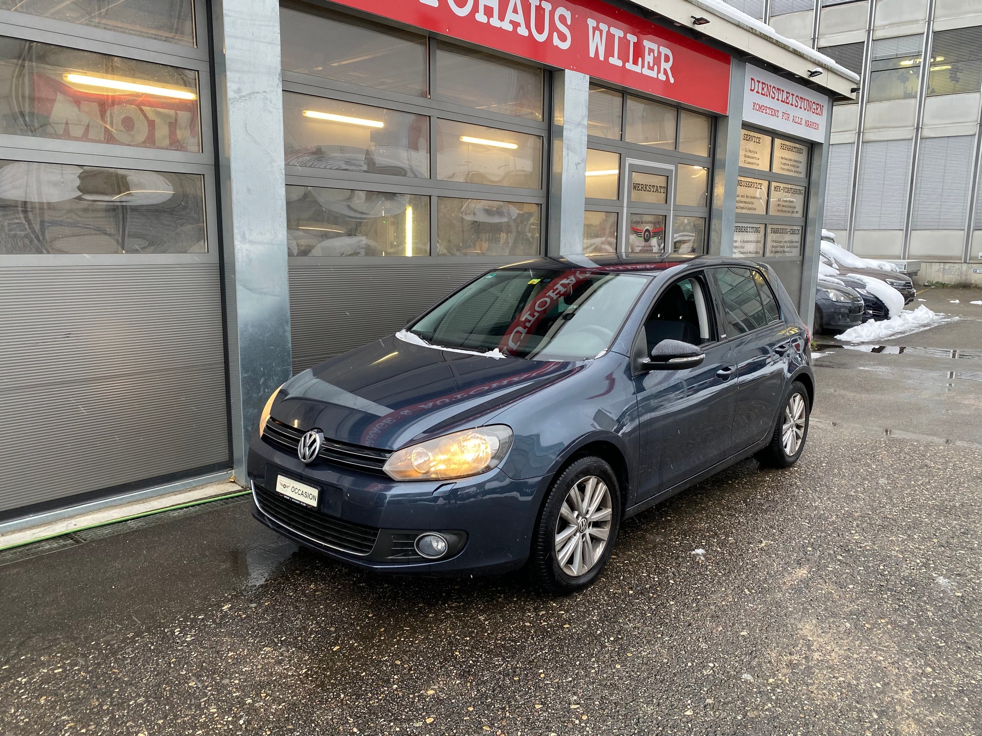 VW Golf 1.2 TSI BlueMotion Technology Team-image-0