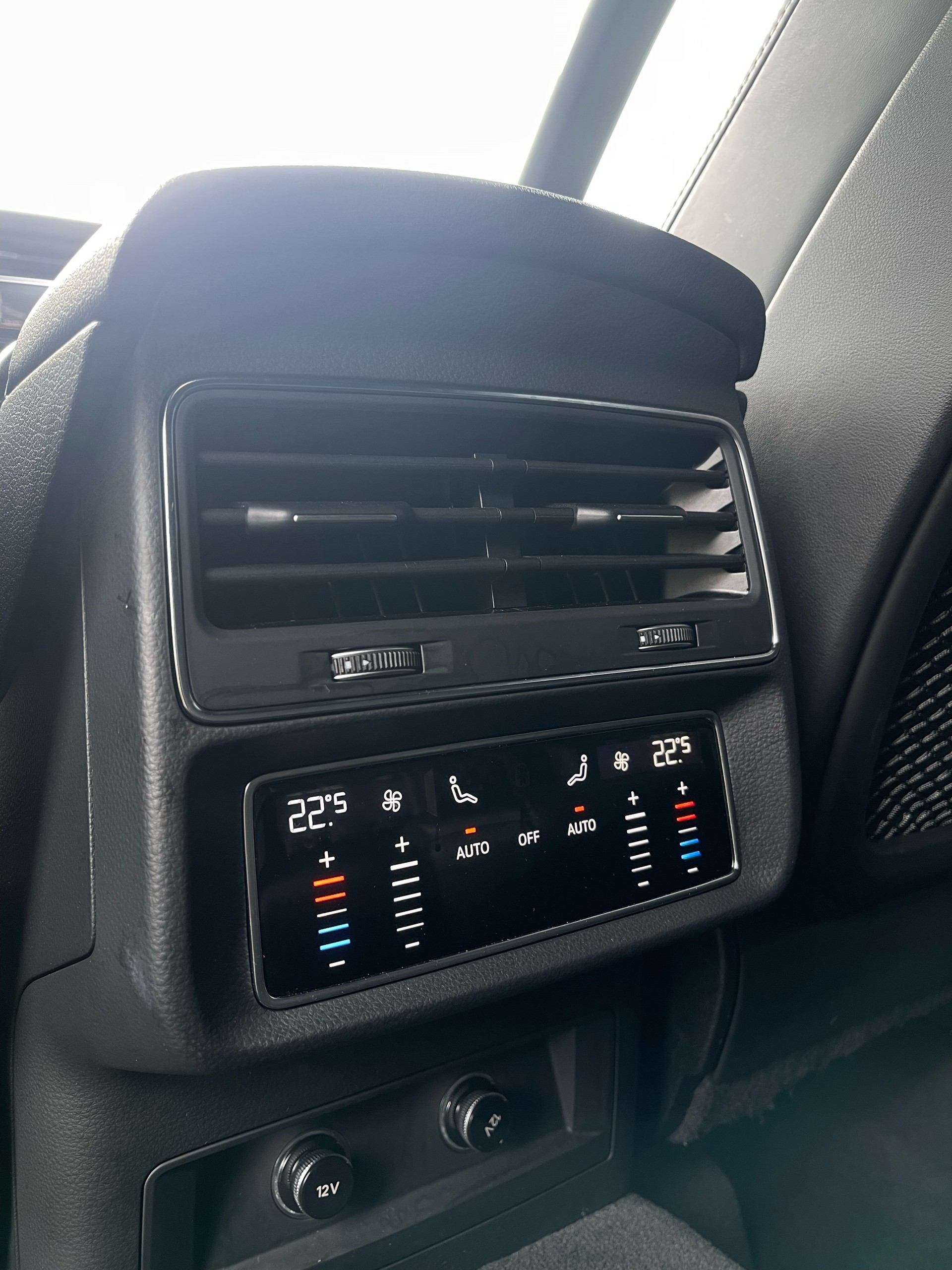 AUDI Q8 50 TDI quattro tiptronic-image-12