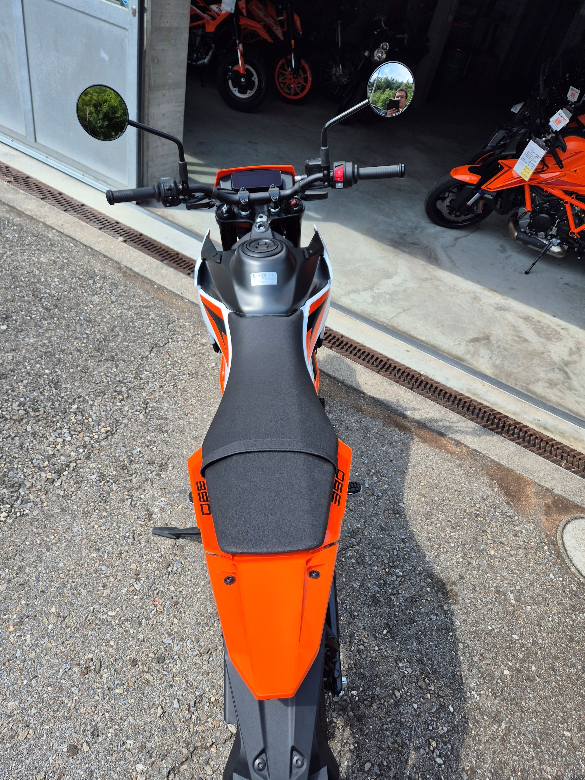 KTM 390 SMCR-image-3