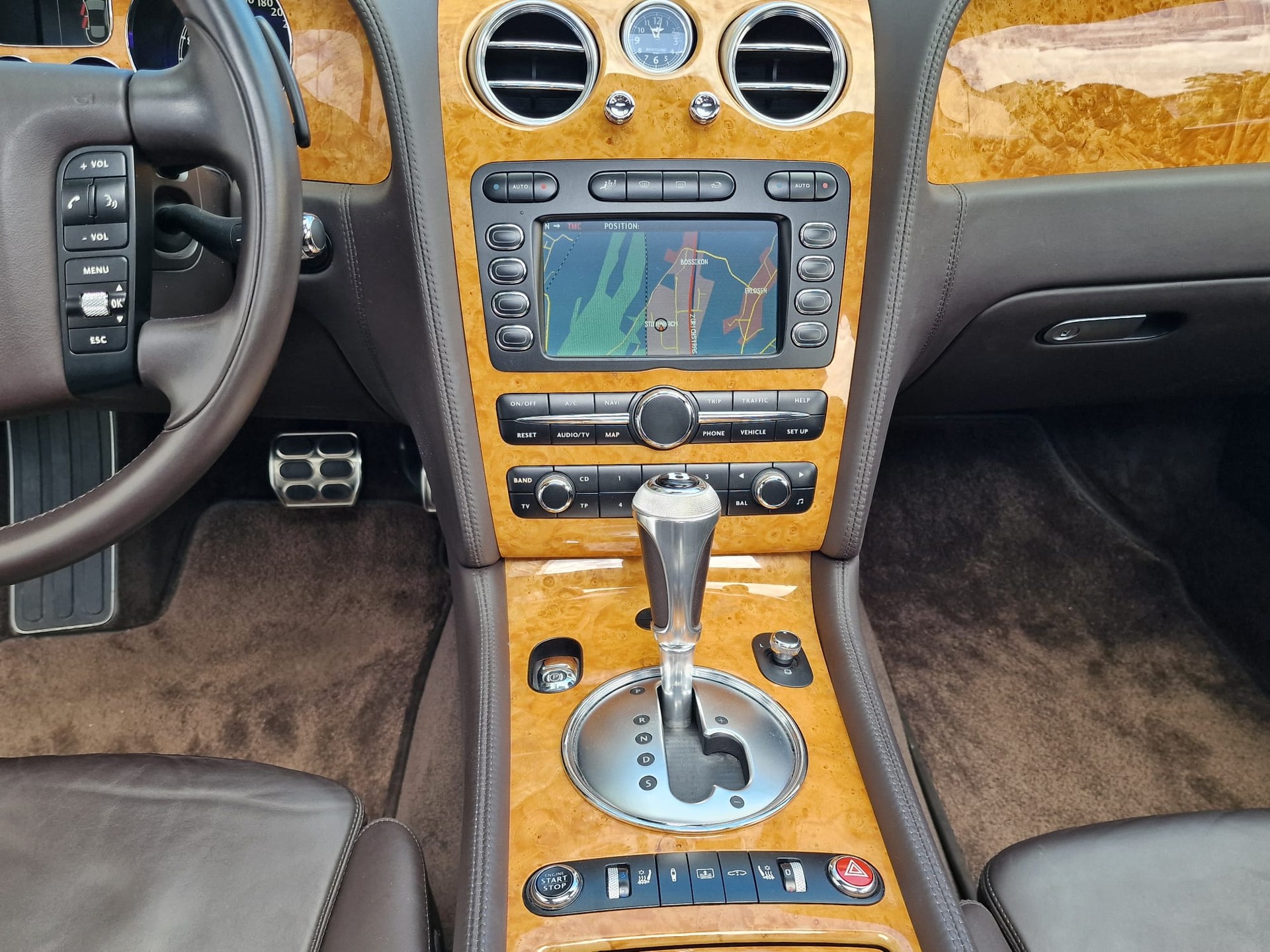 BENTLEY Continental Flying Spur 6.0-image-10