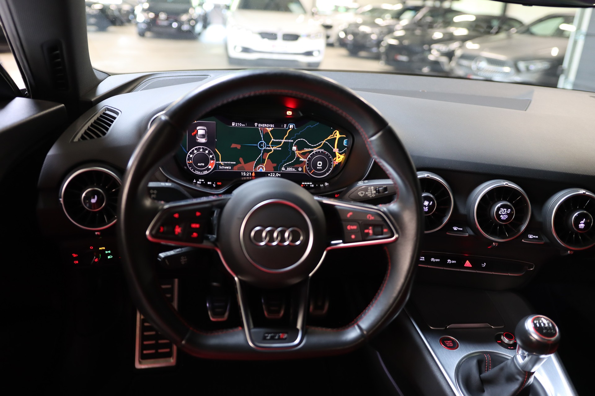 AUDI TTS Coupé 2.0 TFSI quattro-image-11