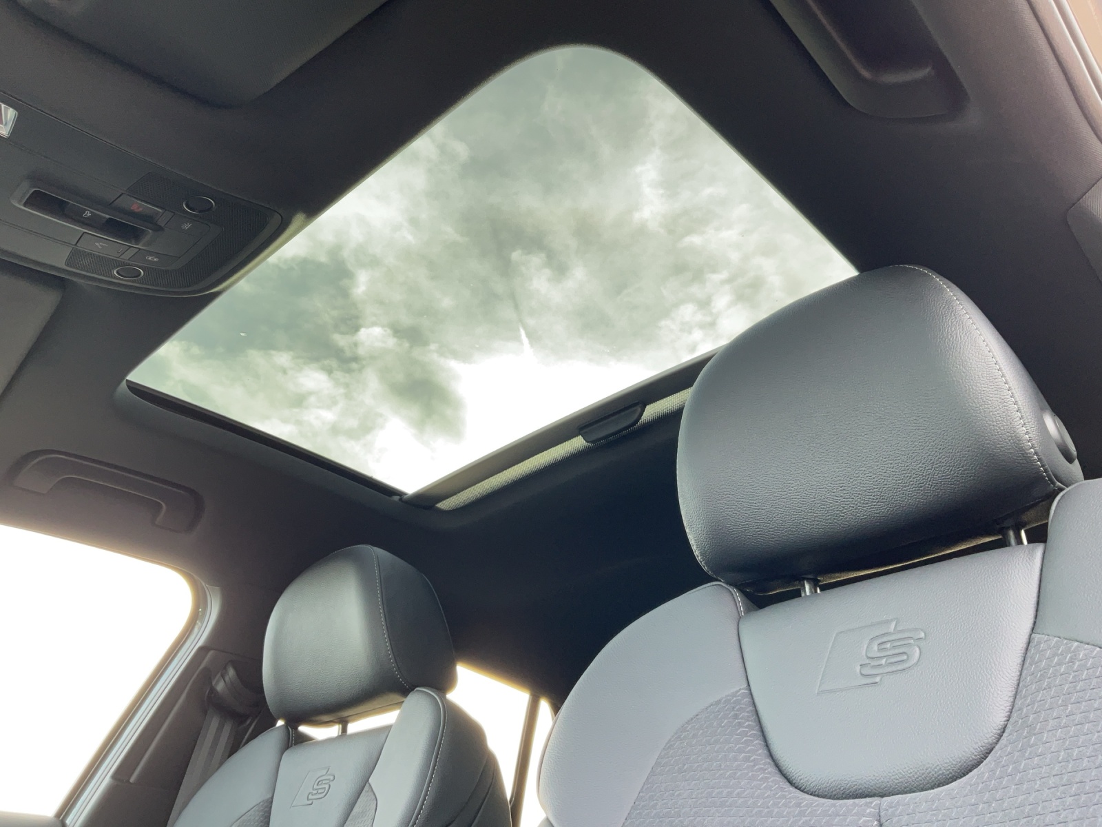 AUDI Q2 40 TFSI S line Attraction quattro S-tronic-image-13