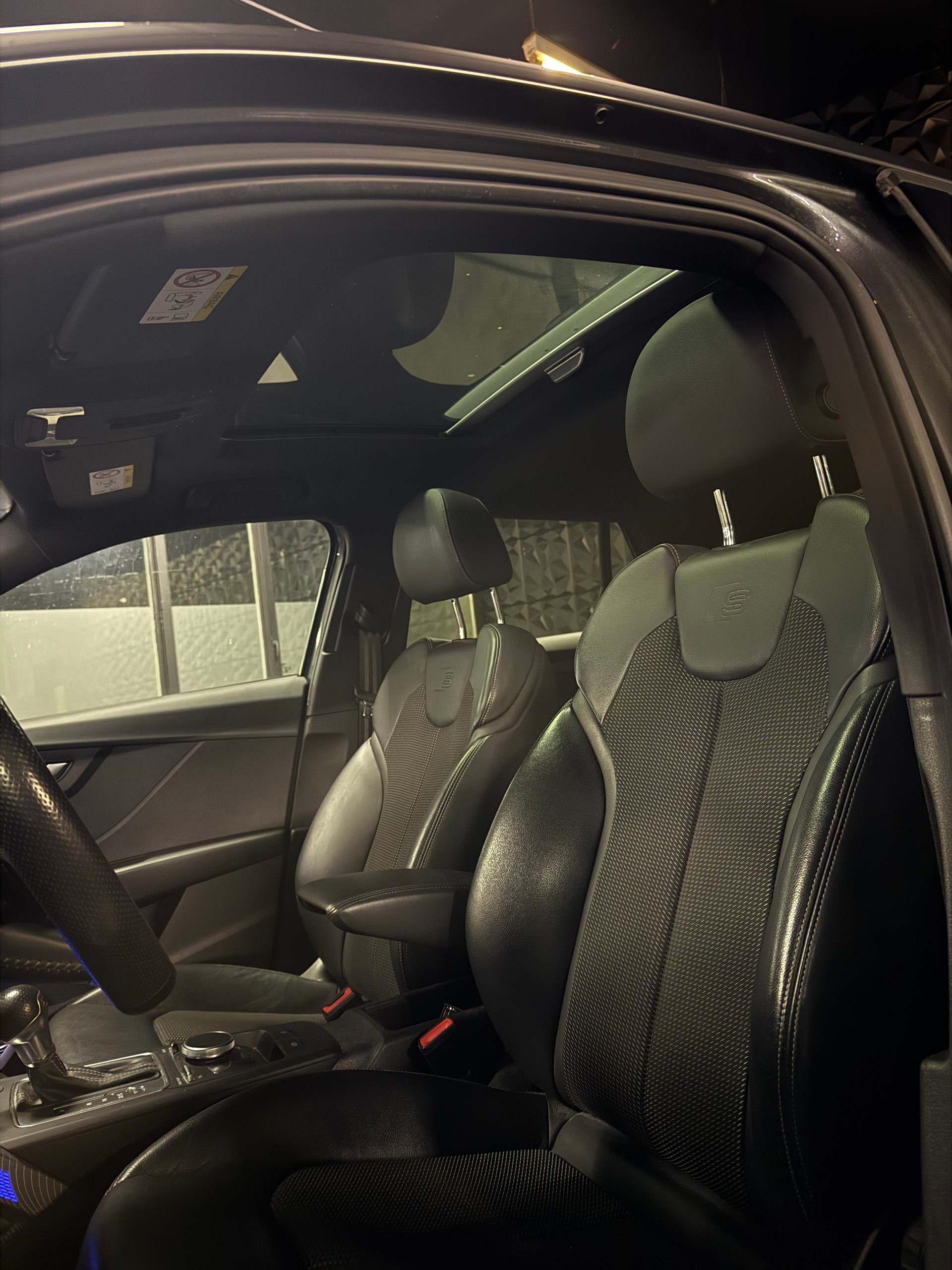 AUDI Q2 35 TFSI Design S-tronic / Visite uniquement sur RDV-image-7