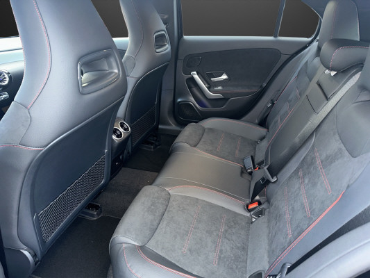 MERCEDES-BENZ A 250 e EQ Star 8G-DCT-image-6