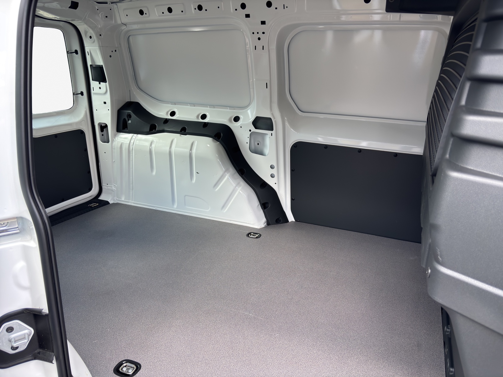 VW Caddy Cargo 1.5TSI Entry Maxi DSG-image-11